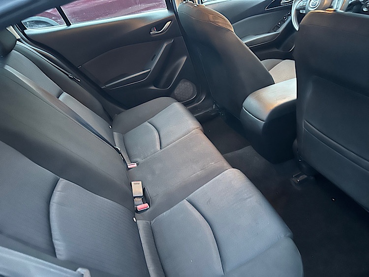 /mominautosales/2016-Mazda-Mazda3-21169287464040343.jpg