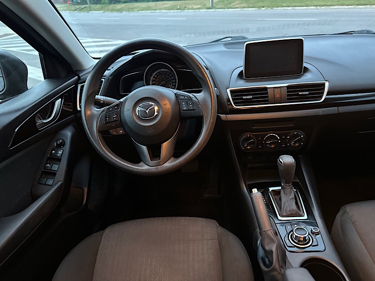 /mominautosales/2016-Mazda-Mazda3-8782212549927773.jpg