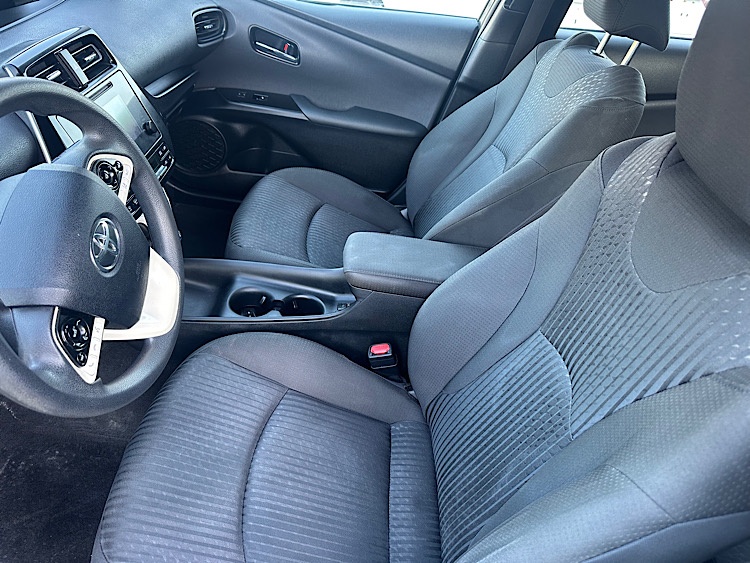/mominautosales/2016-Toyota-Prius-8170522051124889.jpg
