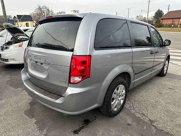 /mominautosales/2017-Dodge-GrandCaravan-806718817910484.jpg