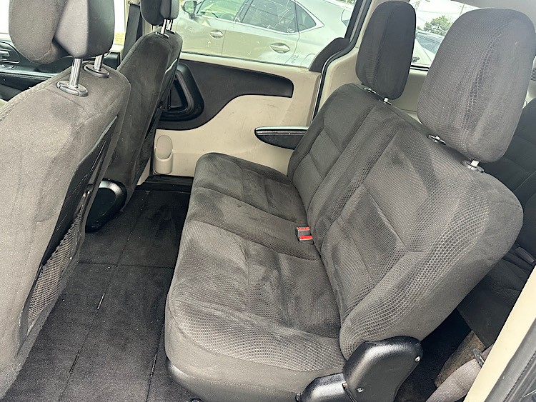 /mominautosales/2017-Dodge-GrandCaravan-8349725003367117.jpg