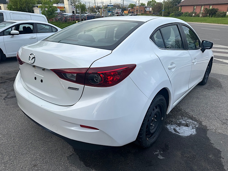 /mominautosales/2018-Mazda-Mazda3-8880372510600392.jpg