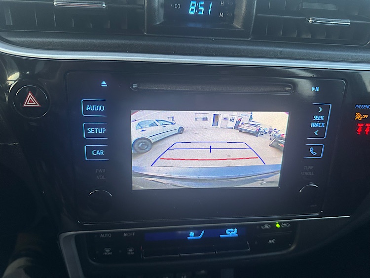/mominautosales/2018-Toyota-Corolla-42053133478859994.jpg