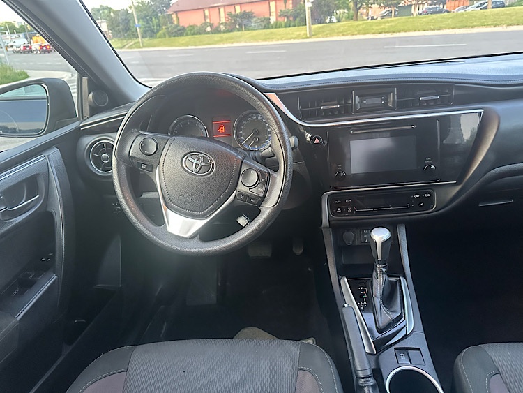 /mominautosales/2018-Toyota-Corolla-9752934643854776.jpg