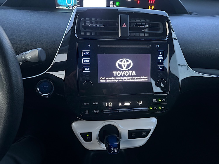 /mominautosales/2018-Toyota-Prius-1172794905176886.jpg