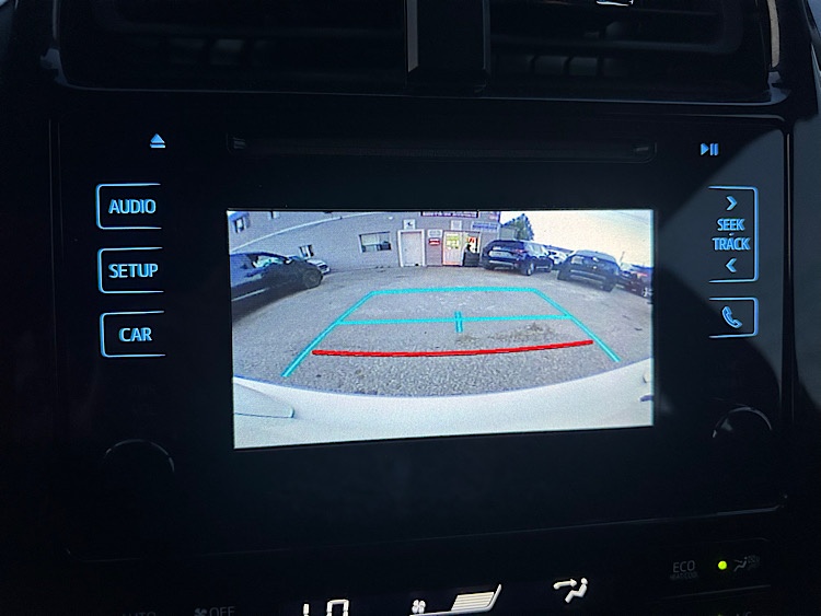 /mominautosales/2018-Toyota-Prius-15270502141059916.jpg