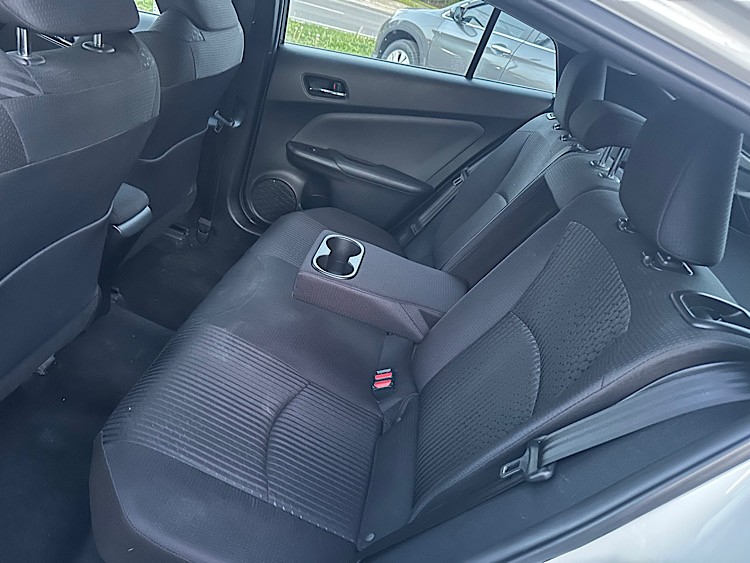 /mominautosales/2018-Toyota-Prius-29320146332690133.jpg