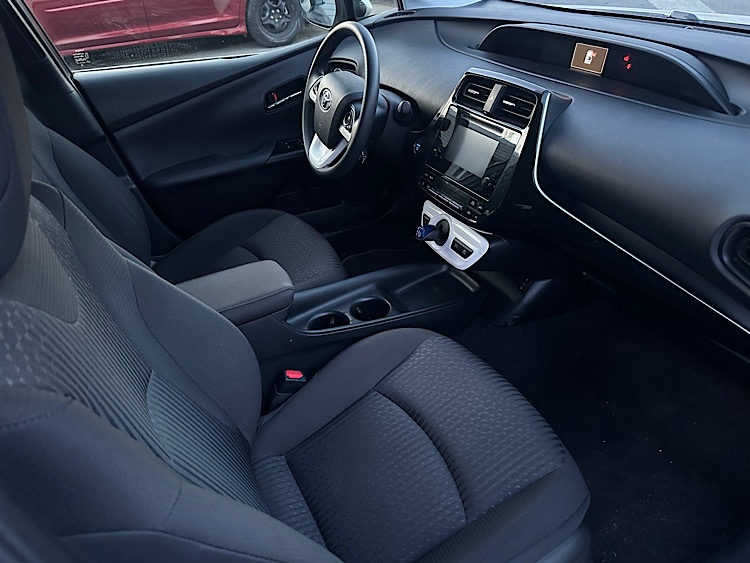 /mominautosales/2018-Toyota-Prius-3615275371327449.jpg