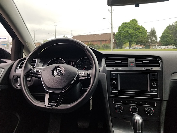 /mominautosales/2018-Volkswagen-Golf-7-63109.jpg