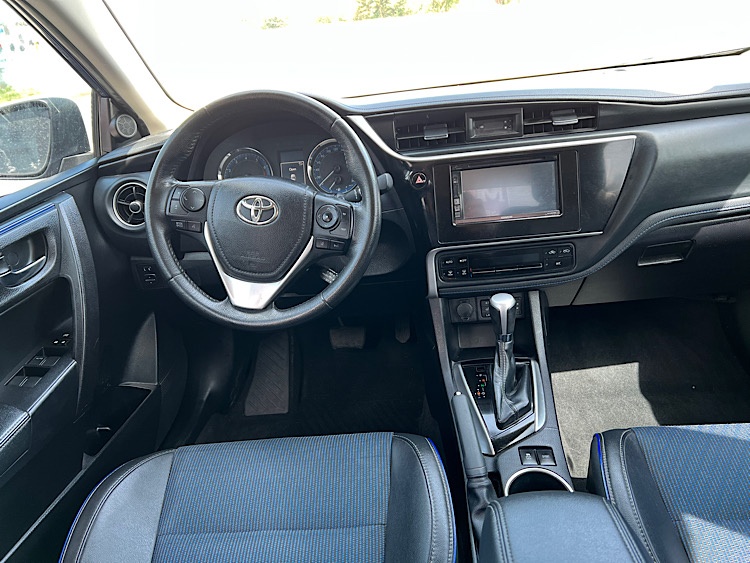 /mominautosales/2019-Toyota-Corolla-10-63068.jpg