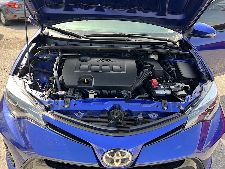 /mominautosales/2019-Toyota-Corolla-18-63068.jpg