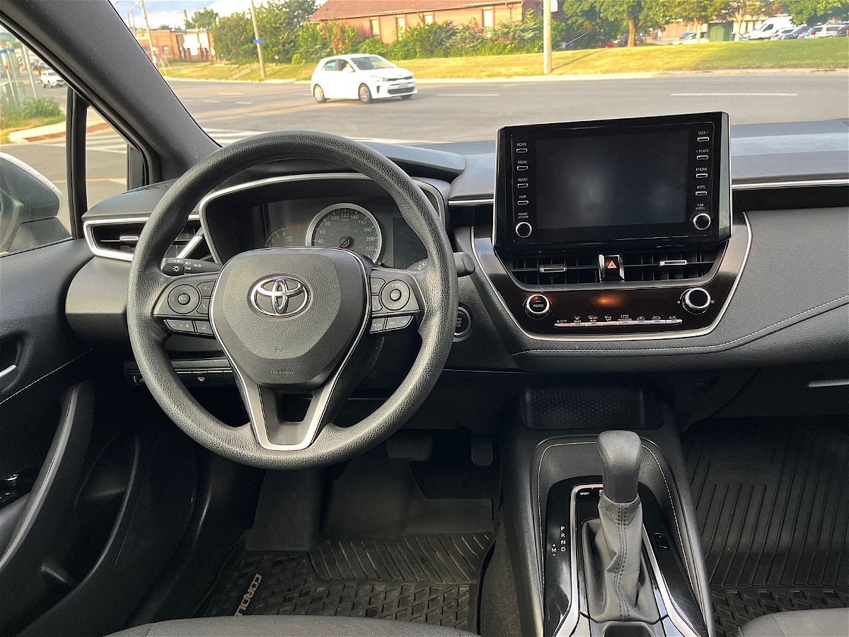 /mominautosales/2019-Toyota-Corolla-9-63086.jpg