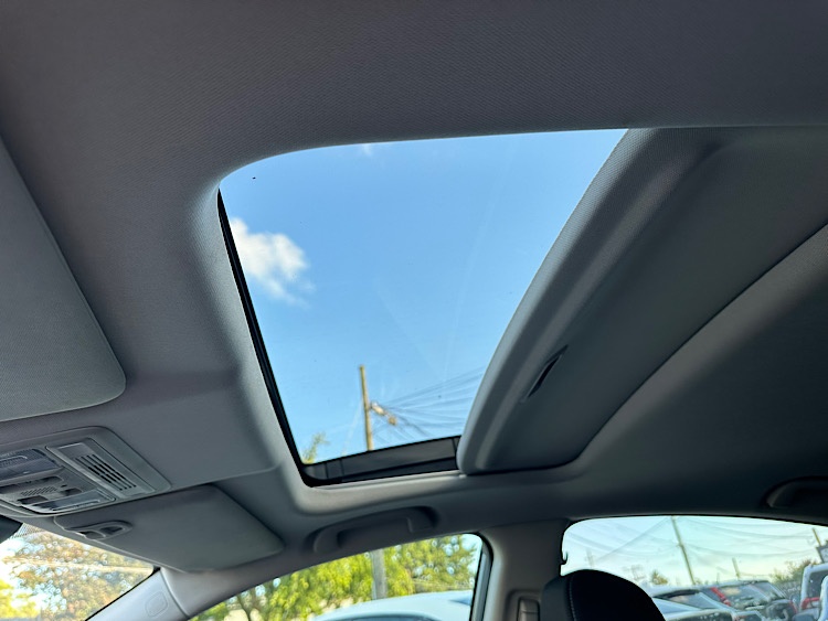 /mominautosales/2020-Honda-Civic-2559161616530994.jpg