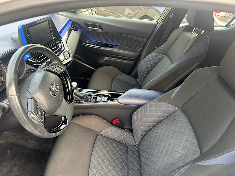 /mominautosales/2020-Toyota-C-HR-5173928427796892.jpg