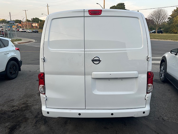 /mominautosales/2021-Nissan-NV200Compact-17812131074110837.jpg