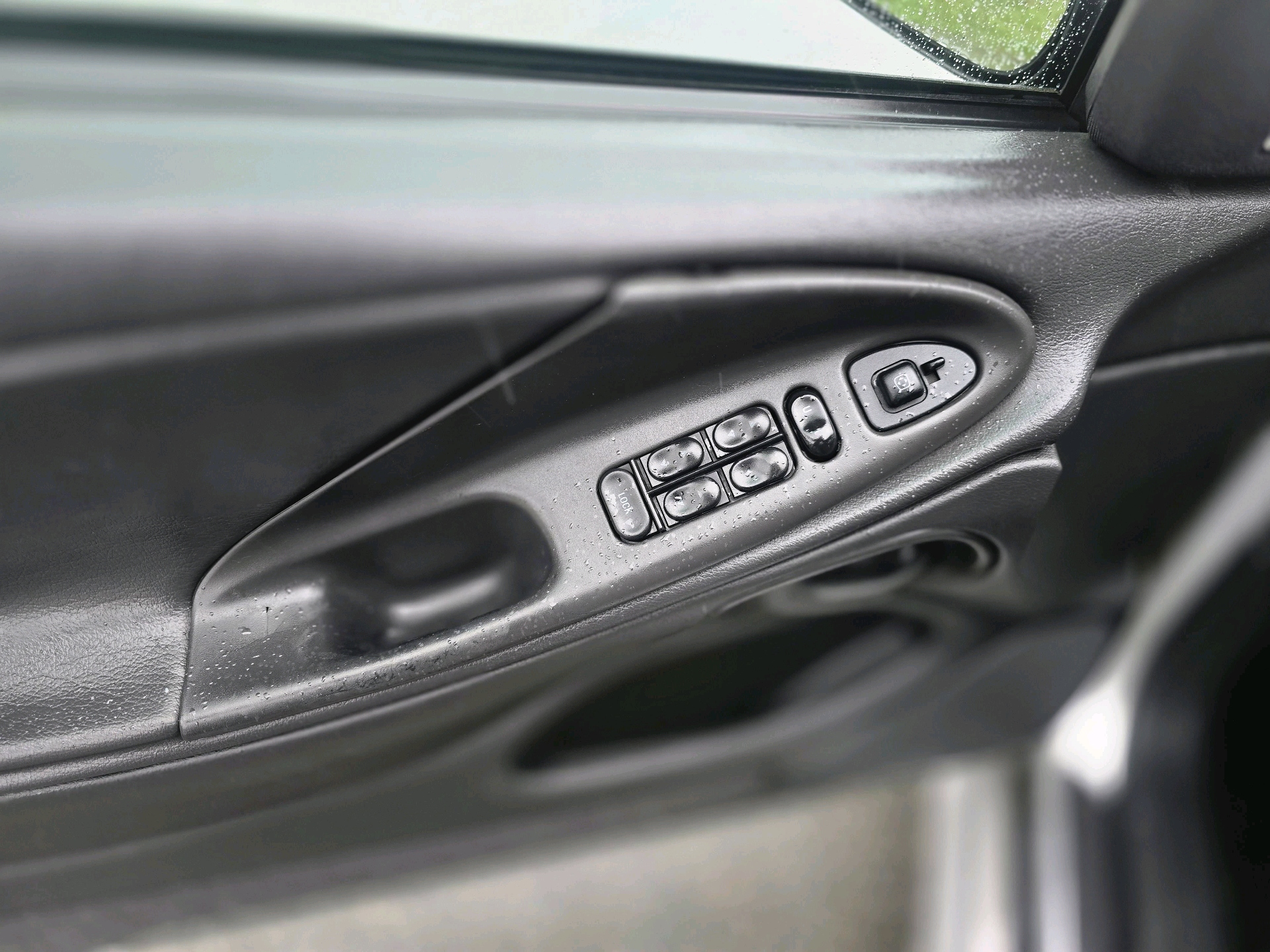 /moryaautosltd/2002-Ford-Mustang-4973741033331198.jpg