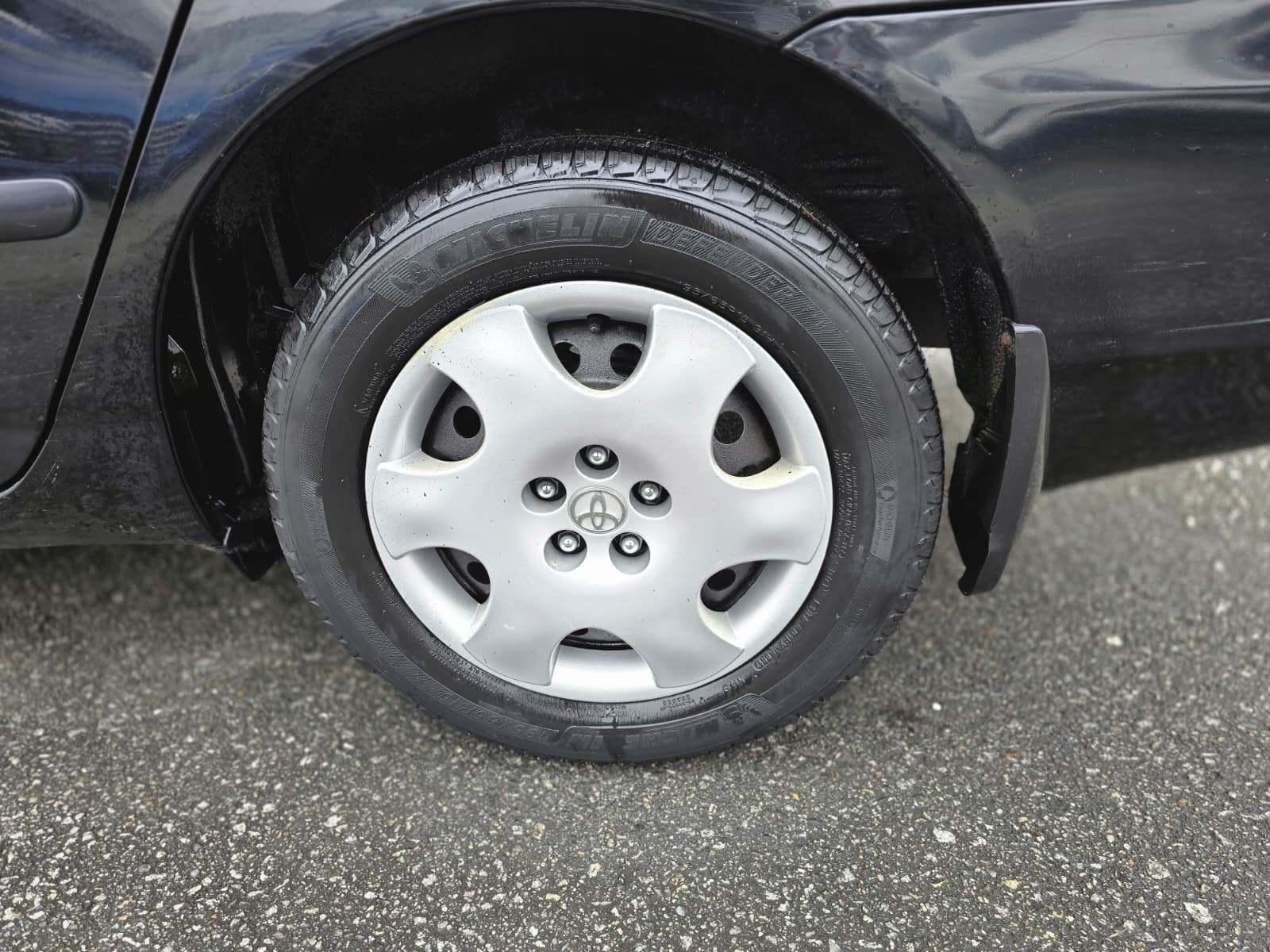 /moryaautosltd/2004-Toyota-Corolla-32505048679797177.jpg