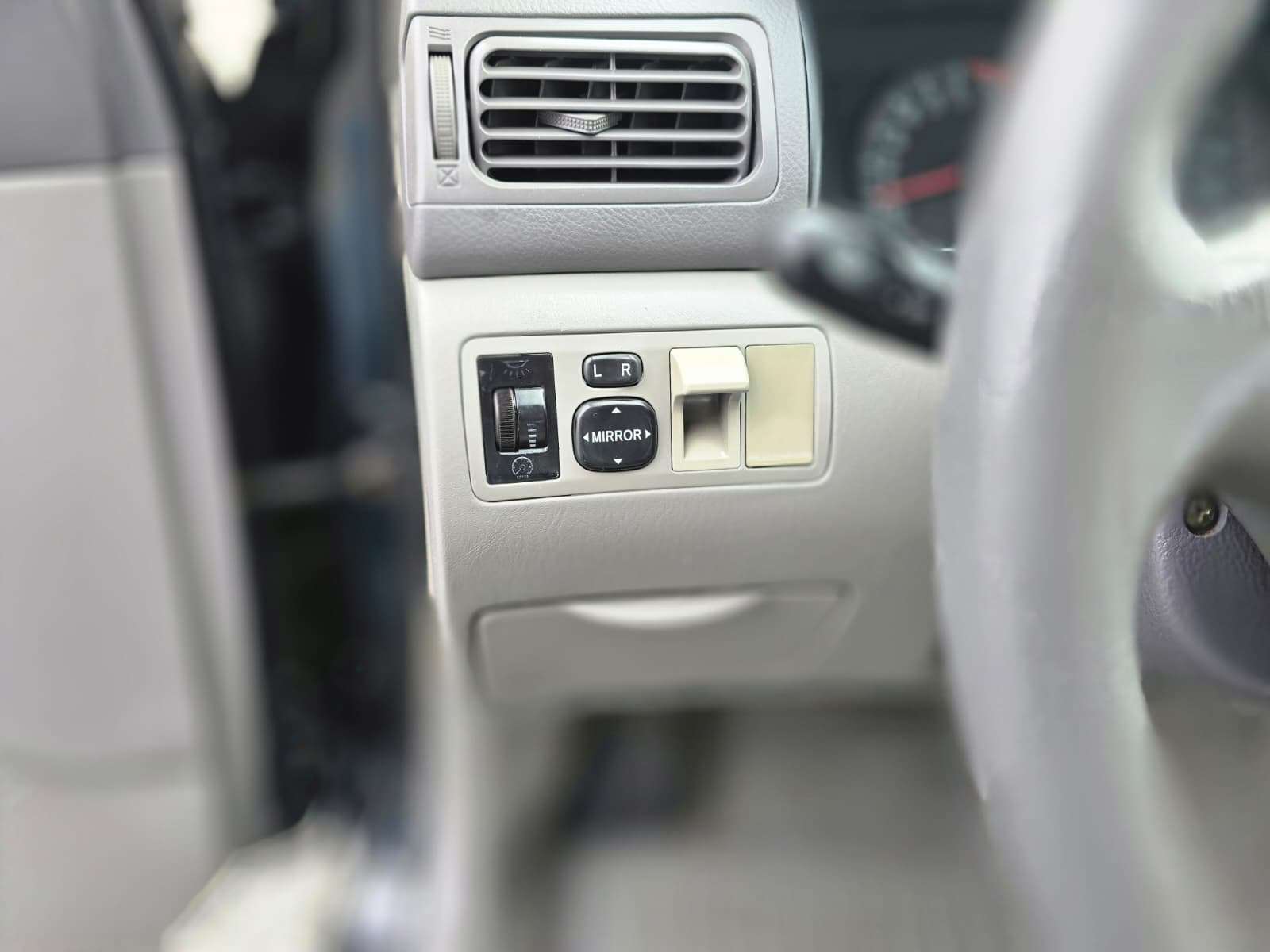 /moryaautosltd/2004-Toyota-Corolla-559296148910764.jpg