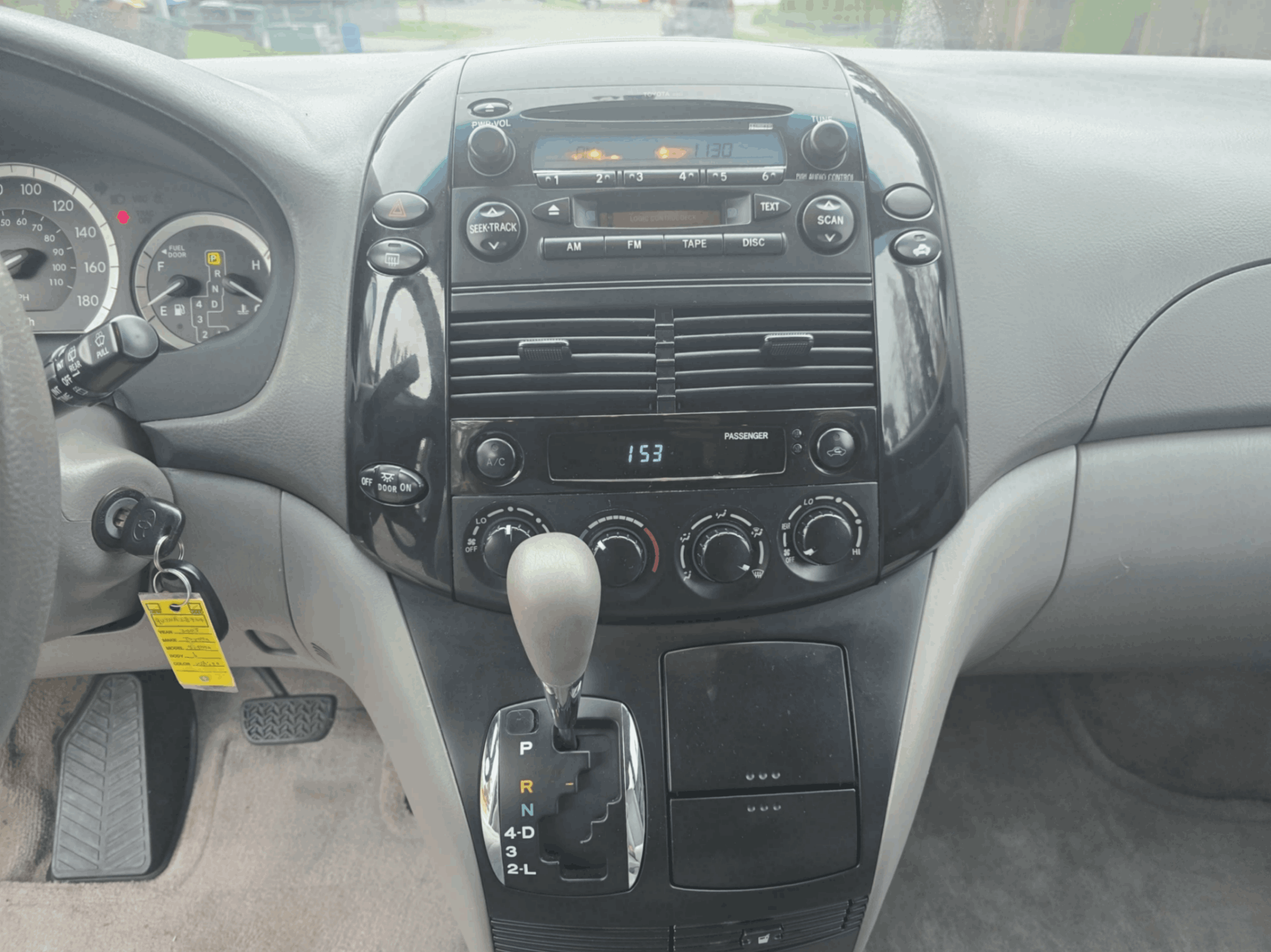 /moryaautosltd/2005-Toyota-Sienna-6824930929901407.jpg