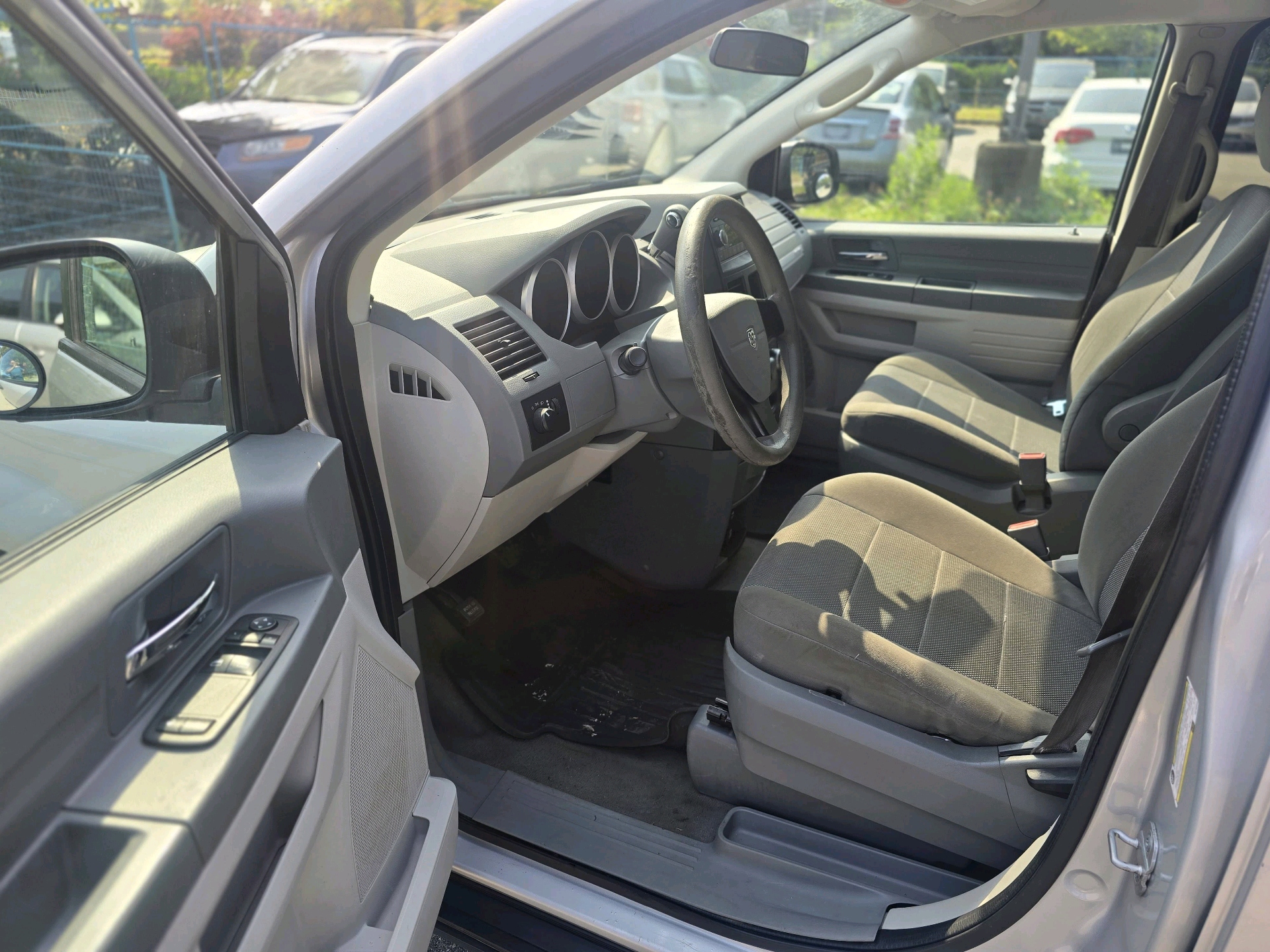 /moryaautosltd/2008-Dodge-GrandCaravan-43143068250222183.jpg