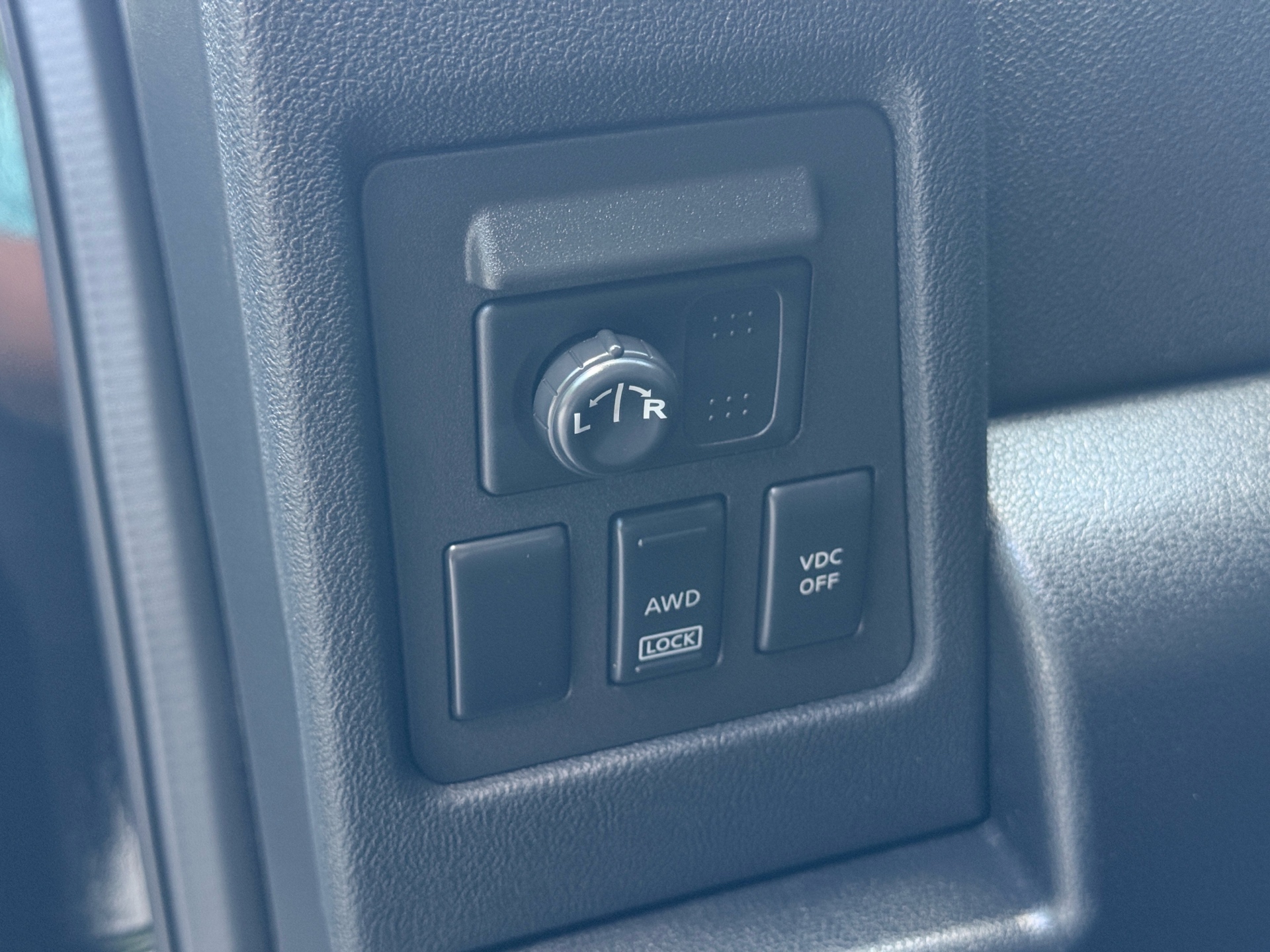 /moryaautosltd/2009-Nissan-Rogue-989480612209817.jpg