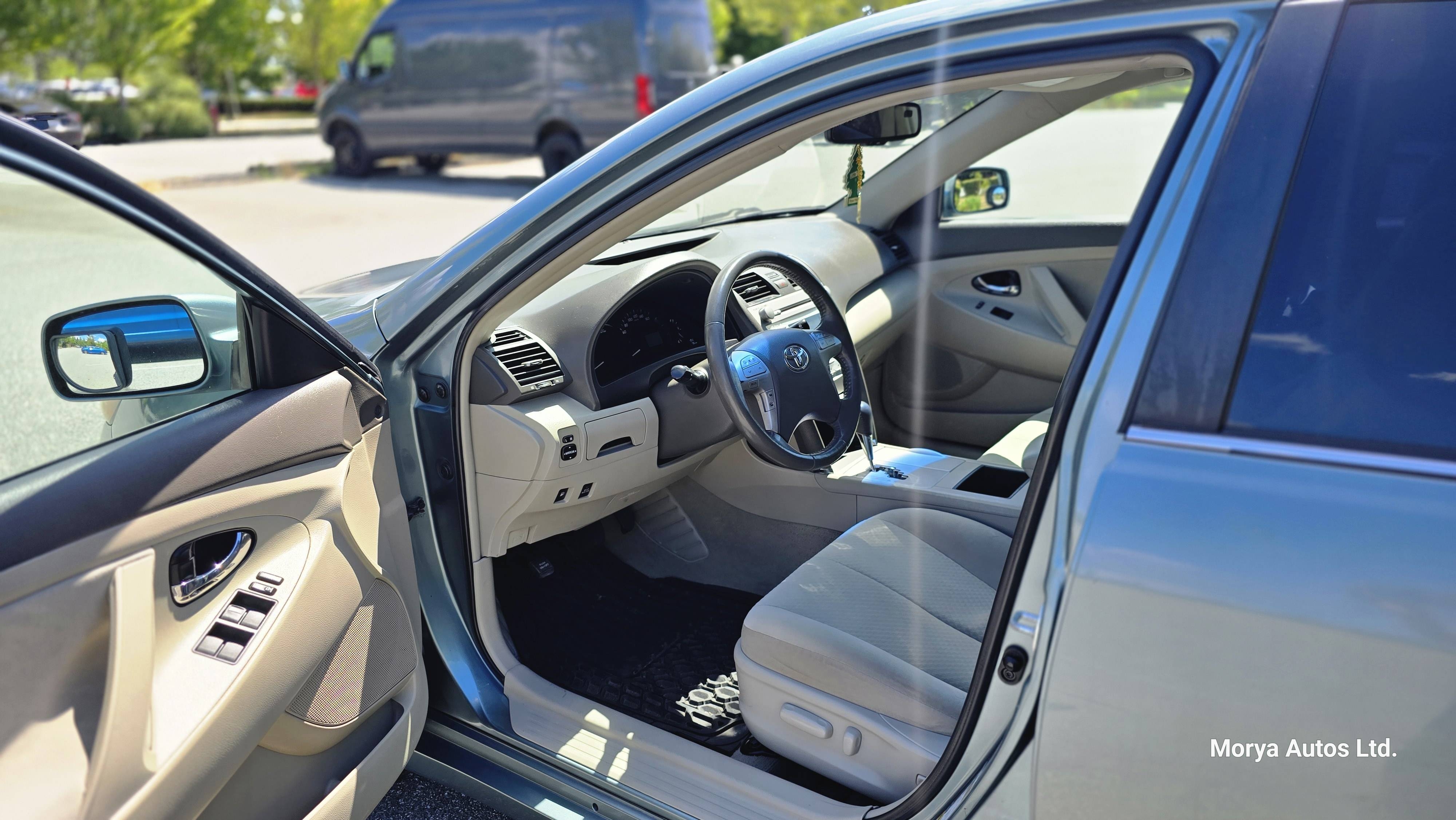 /moryaautosltd/2009-Toyota-CamryHybrid-5054732606238688.jpg