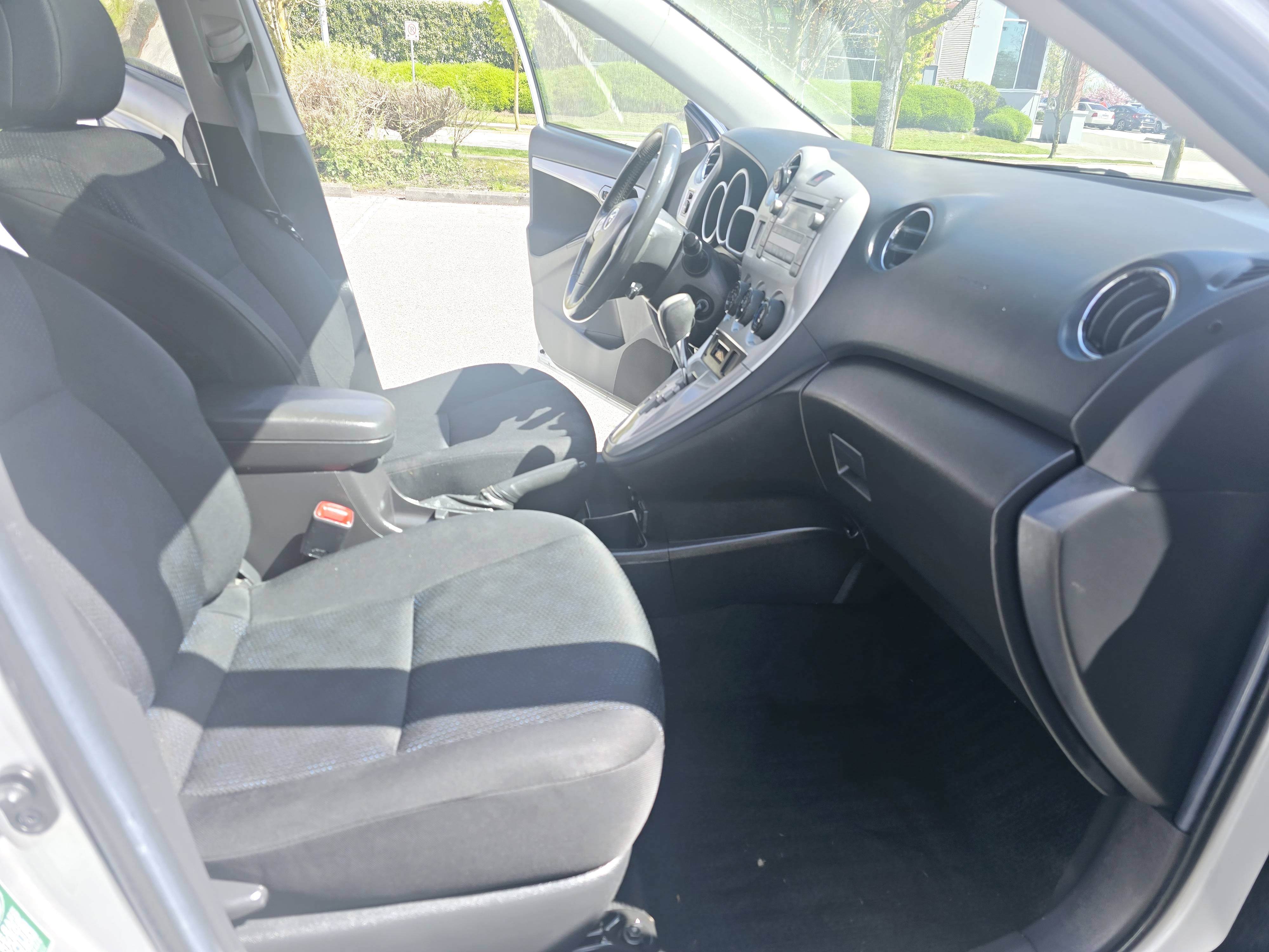 /moryaautosltd/2009-Toyota-Matrix-08432065916942477.jpg