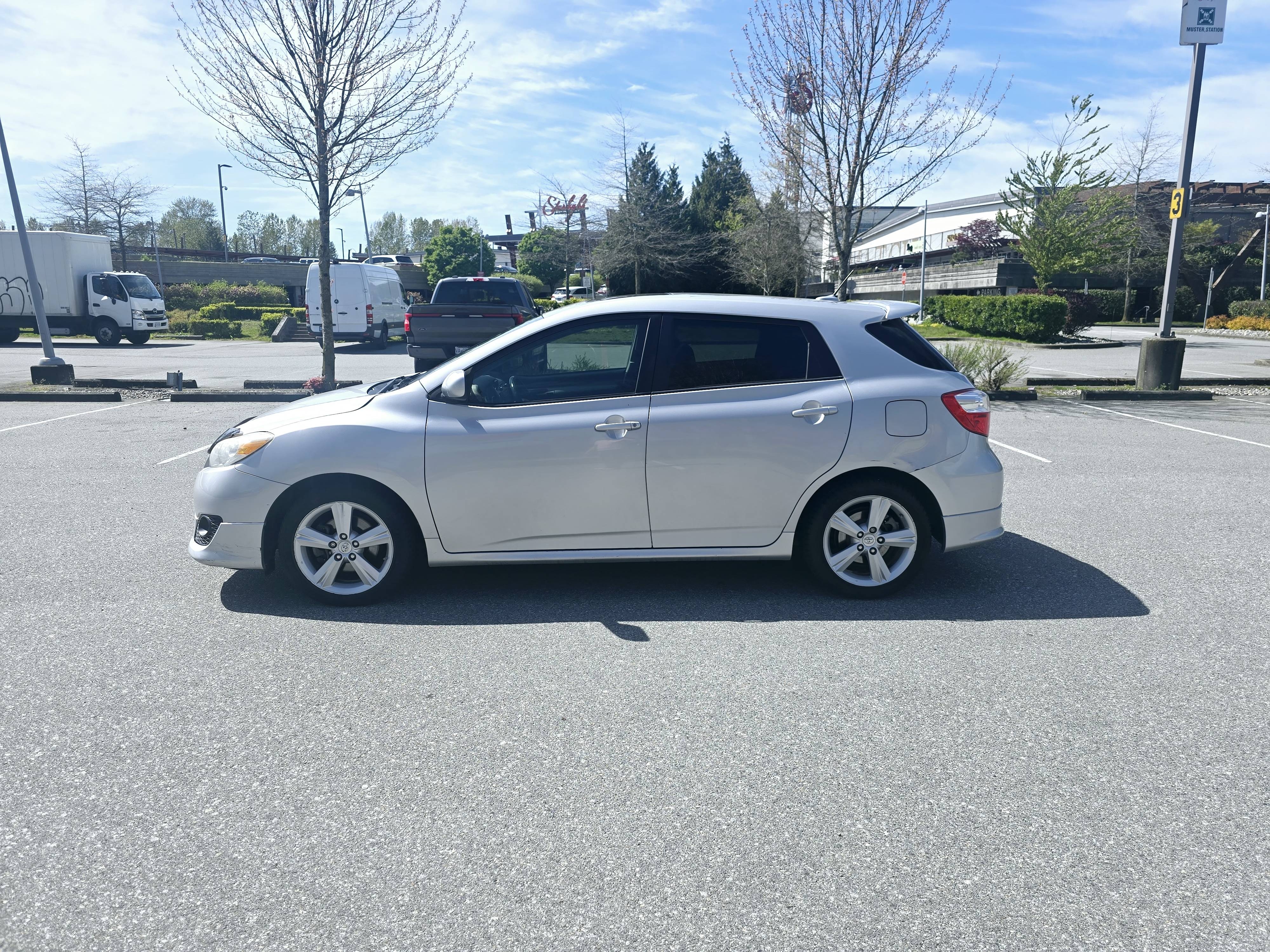 /moryaautosltd/2009-Toyota-Matrix-9775552649335235.jpg