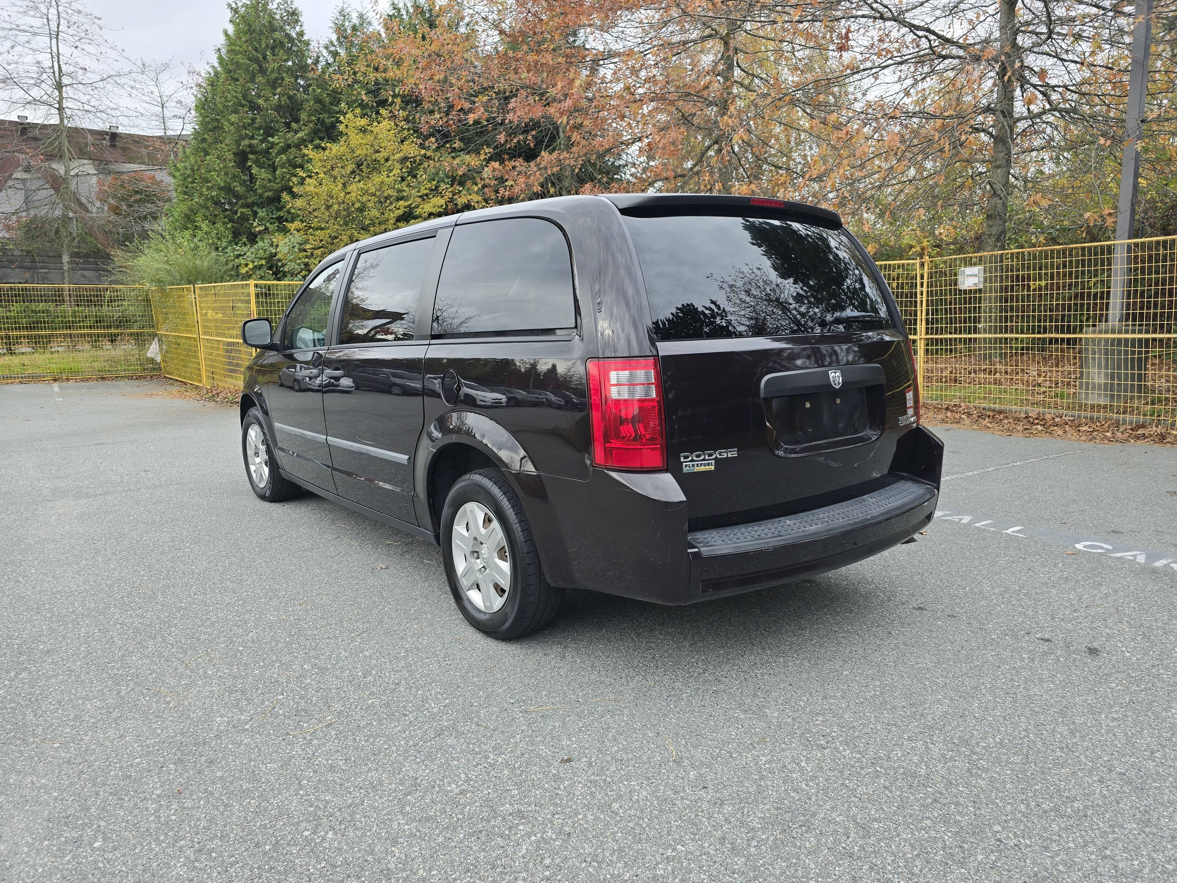 /moryaautosltd/2010-Dodge-GrandCara-2880755918867739.jpg