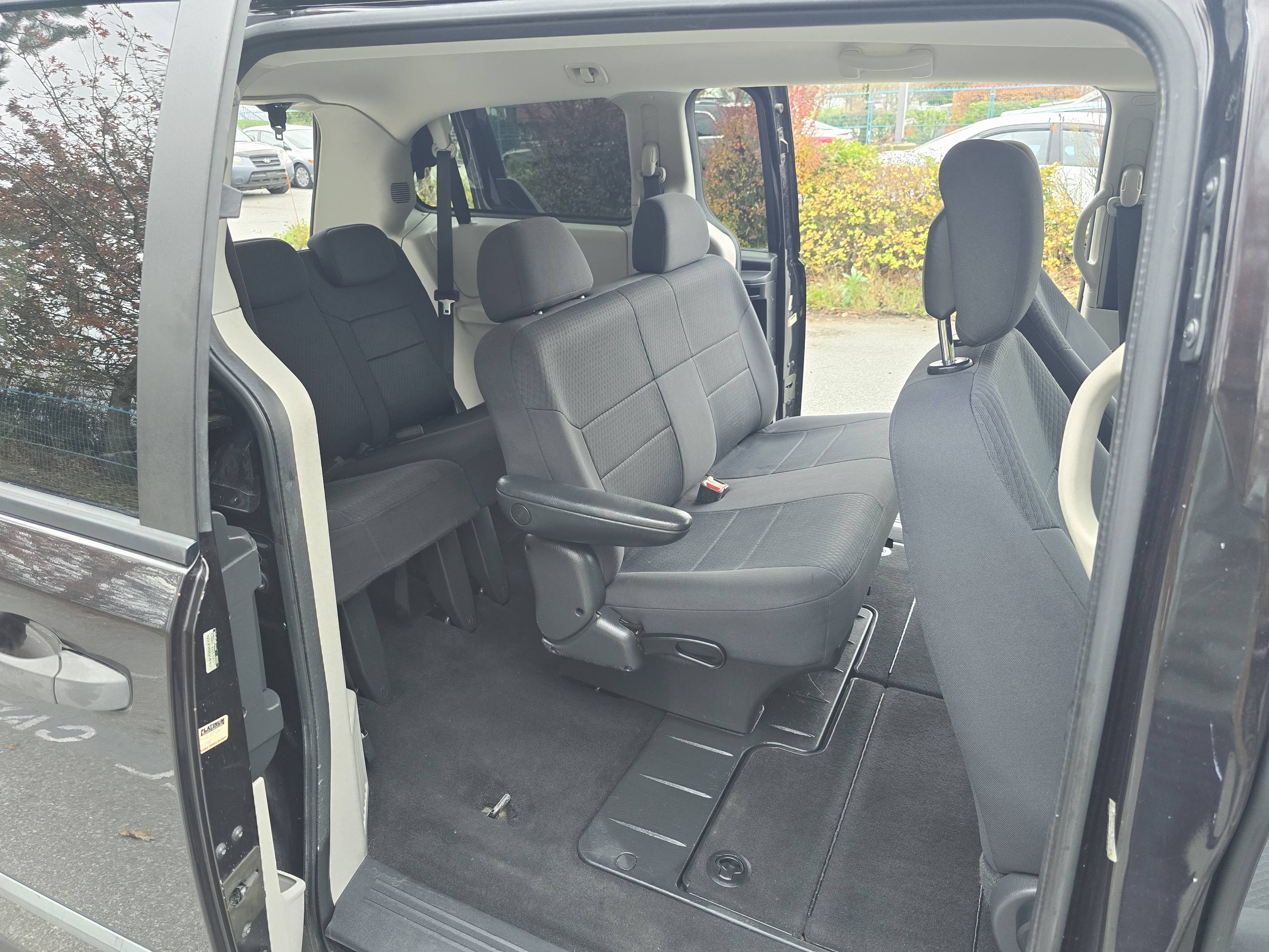 /moryaautosltd/2010-Dodge-GrandCara-7256629488063997.jpg