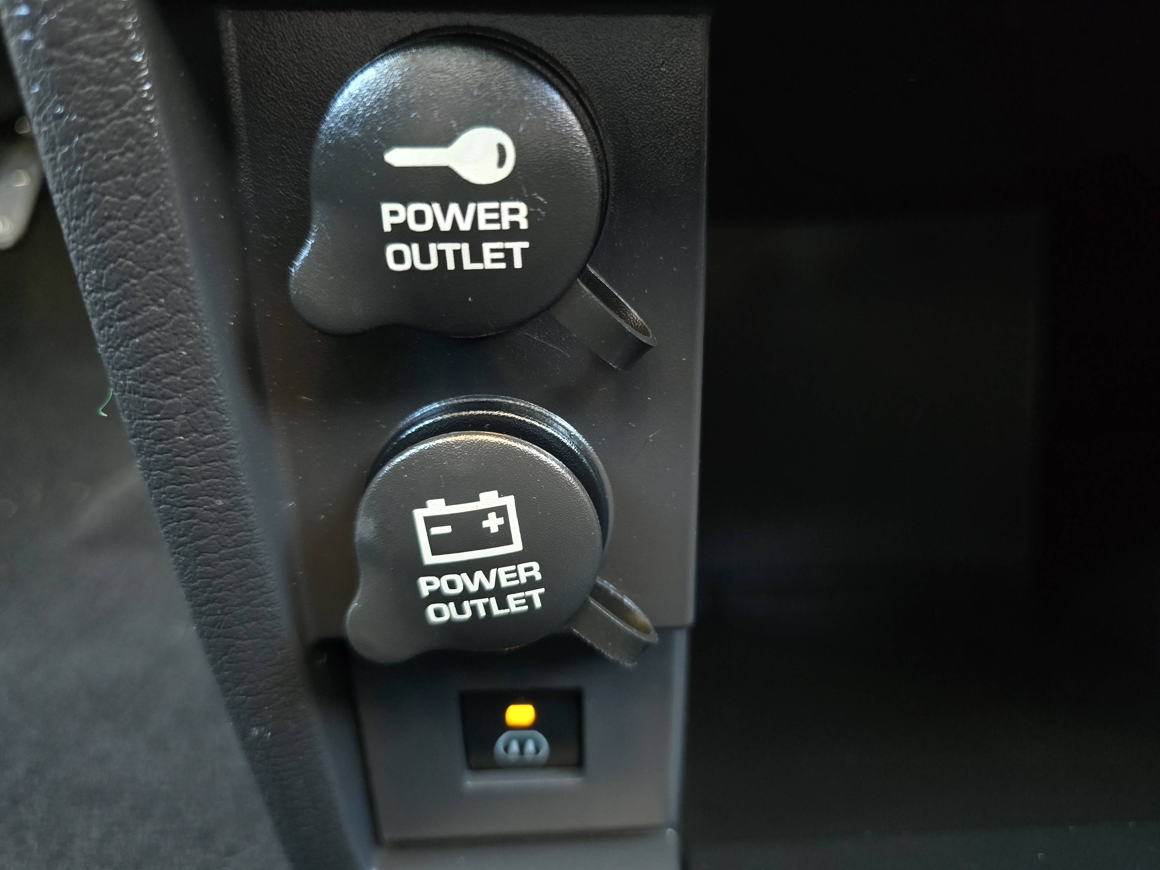/moryaautosltd/2010-Dodge-GrandCaravan-027033336165221744.jpg