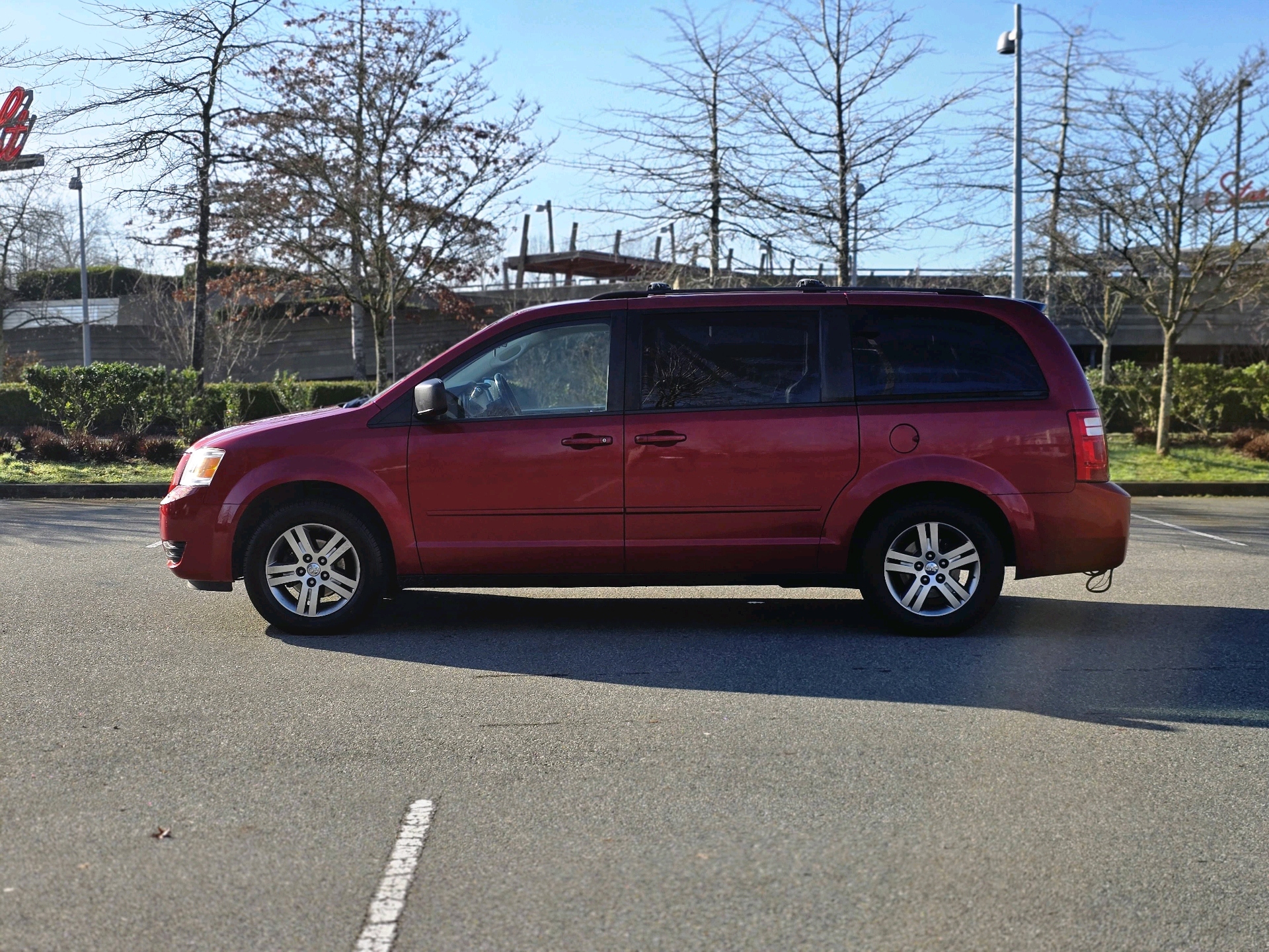/moryaautosltd/2010-Dodge-GrandCaravan-47395782344473125.jpg