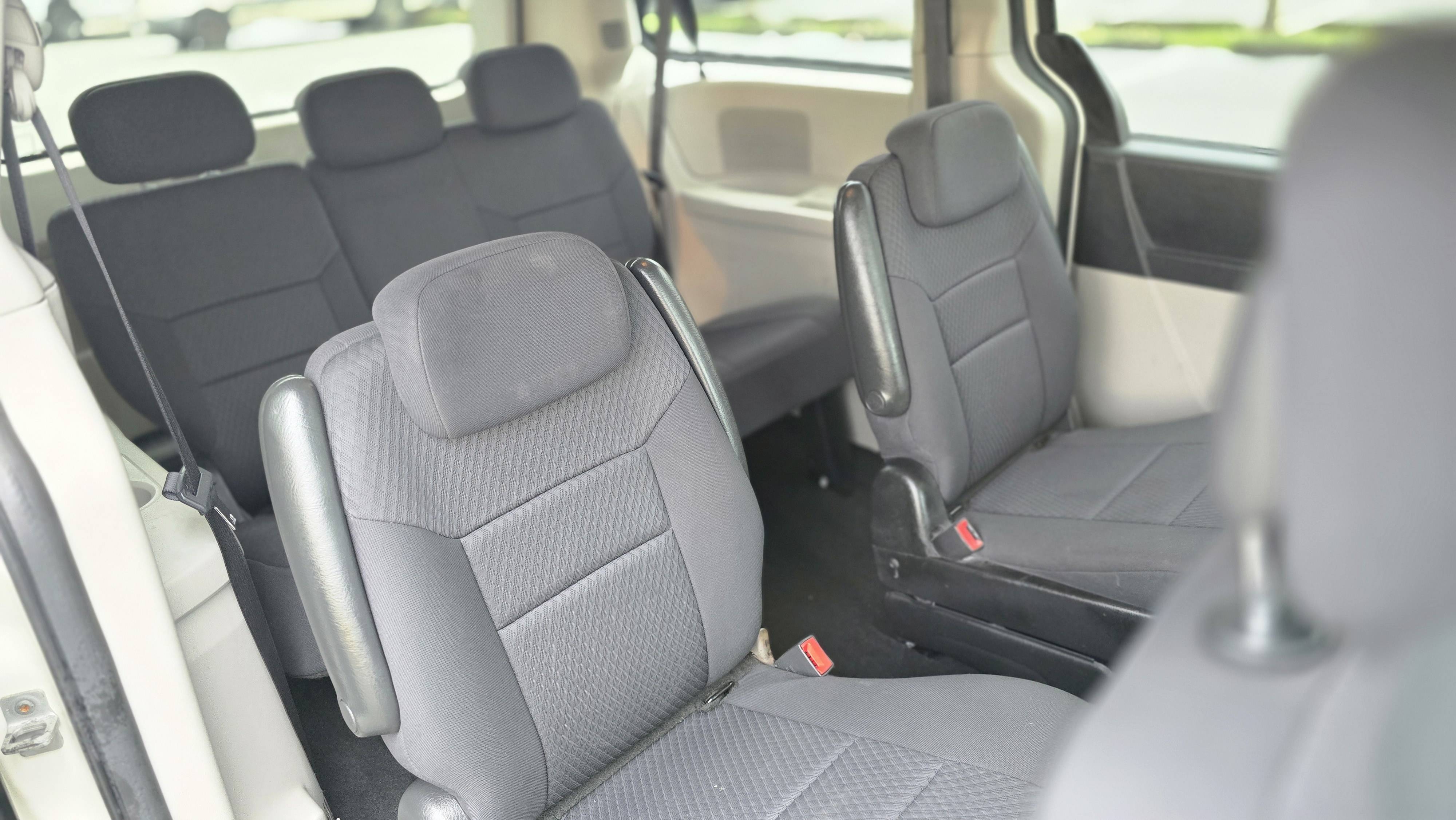 /moryaautosltd/2010-Dodge-GrandCaravan-6580563045434575.jpg