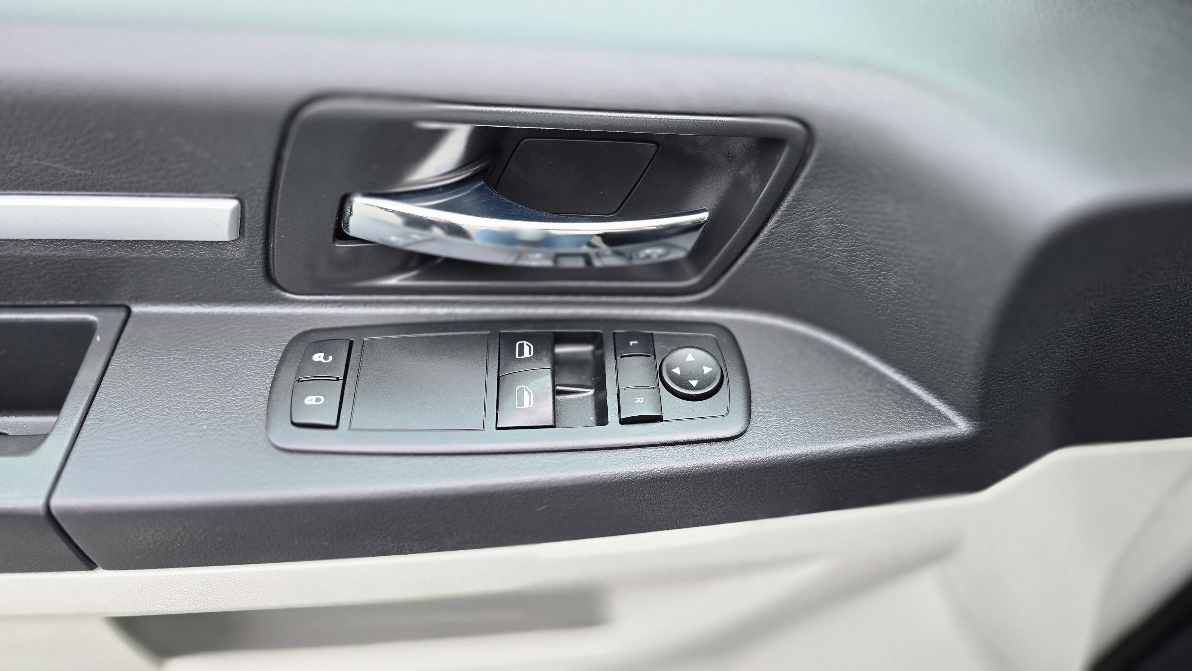 /moryaautosltd/2010-Dodge-GrandCaravan-7490417122698767.jpg