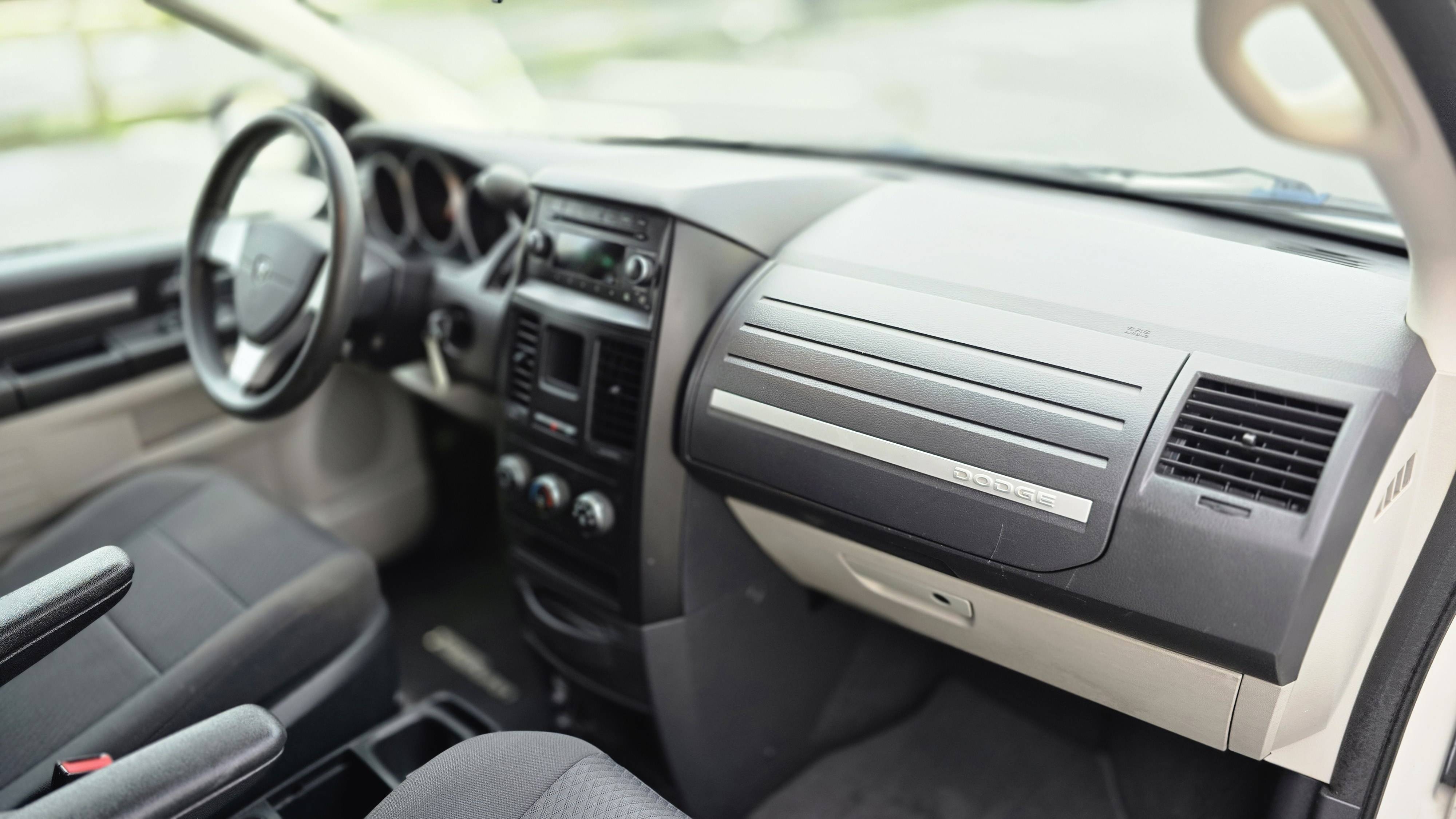 /moryaautosltd/2010-Dodge-GrandCaravan-8302126517605395.jpg