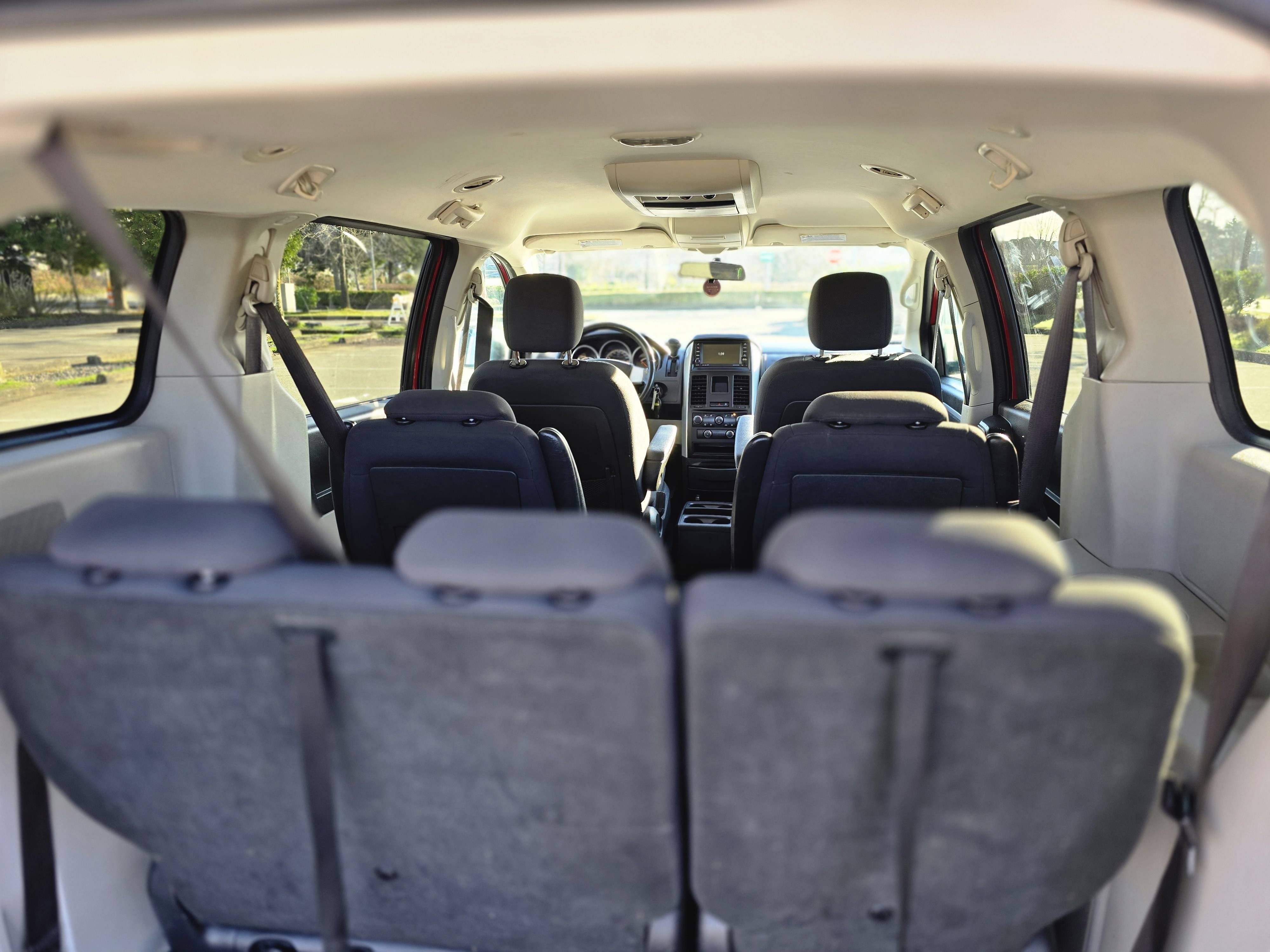 /moryaautosltd/2010-Dodge-GrandCaravan-9480423428888434.jpg