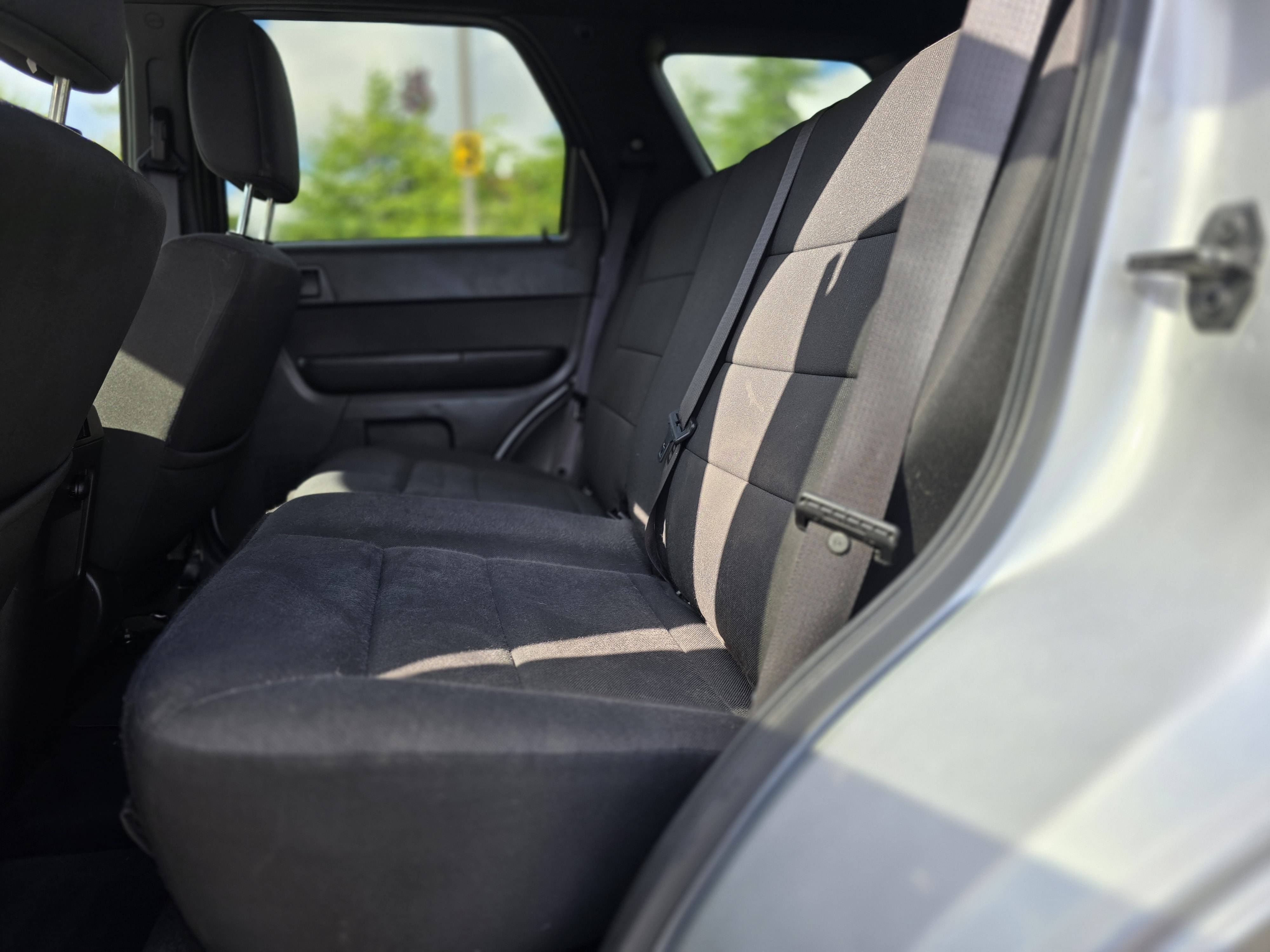 /moryaautosltd/2010-Ford-Escape-05412168215922364.jpg
