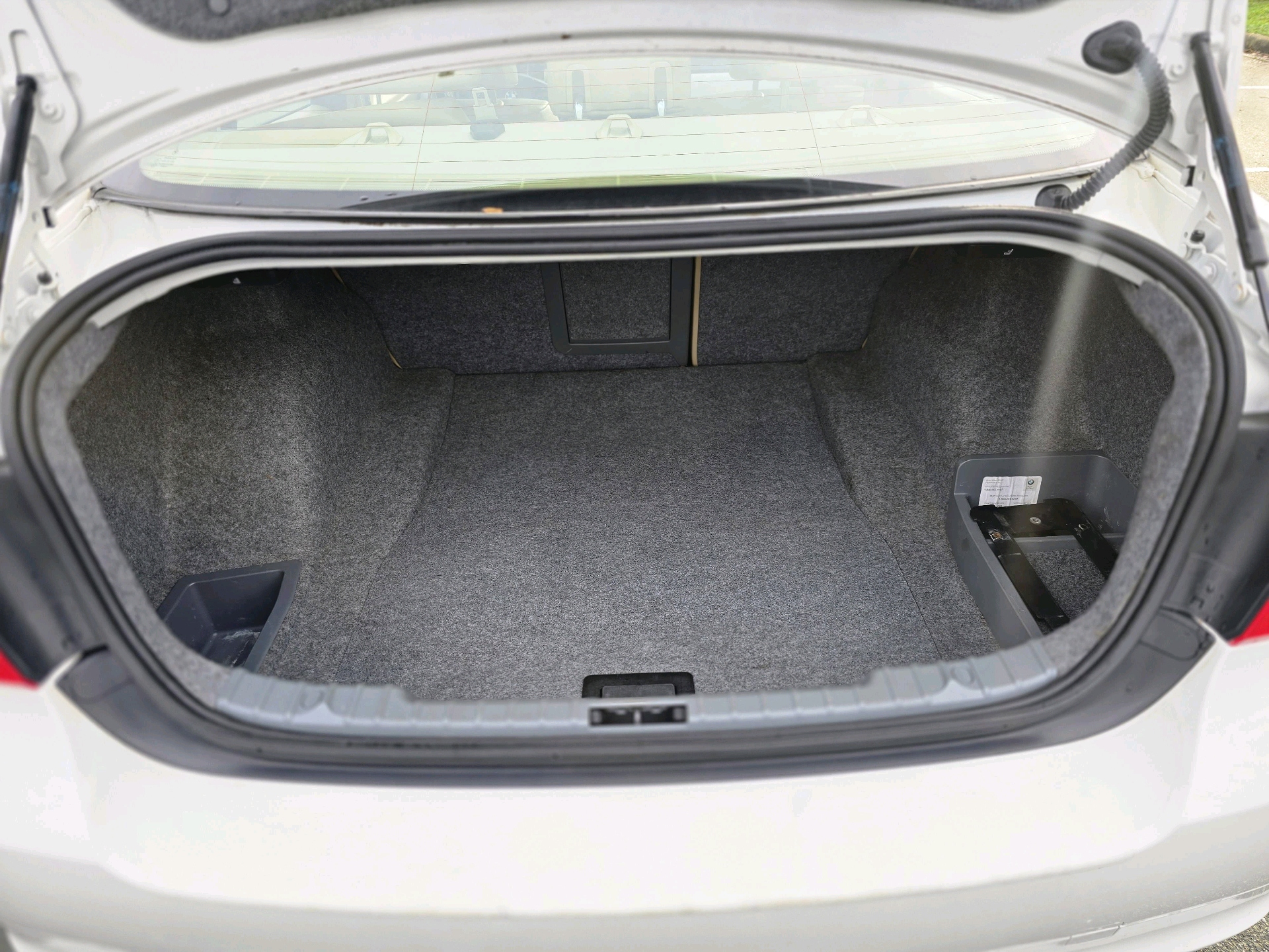 /moryaautosltd/2011-BMW-3Series-5102960375461951.jpg