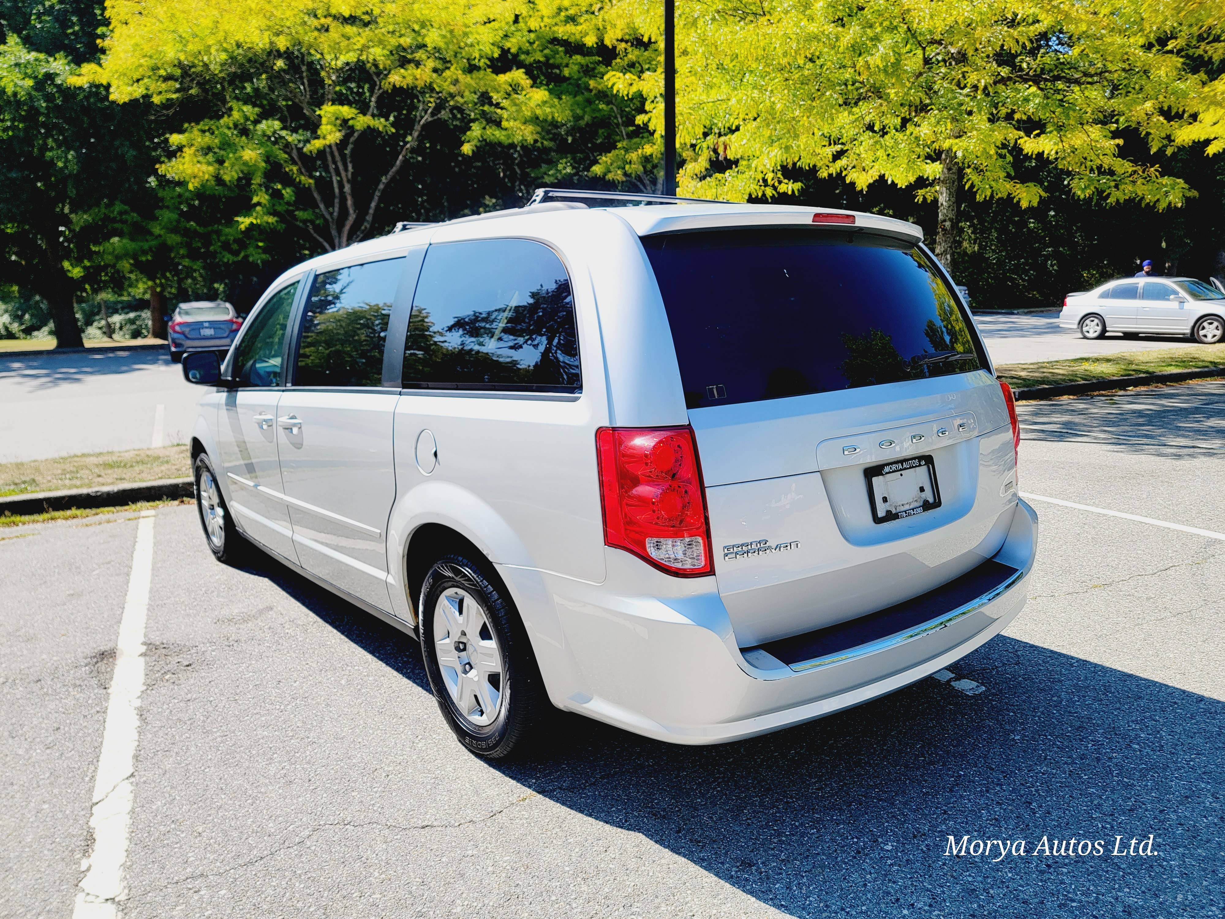 /moryaautosltd/2011-Dodge-GrandCaravan-052010160850058496.jpg