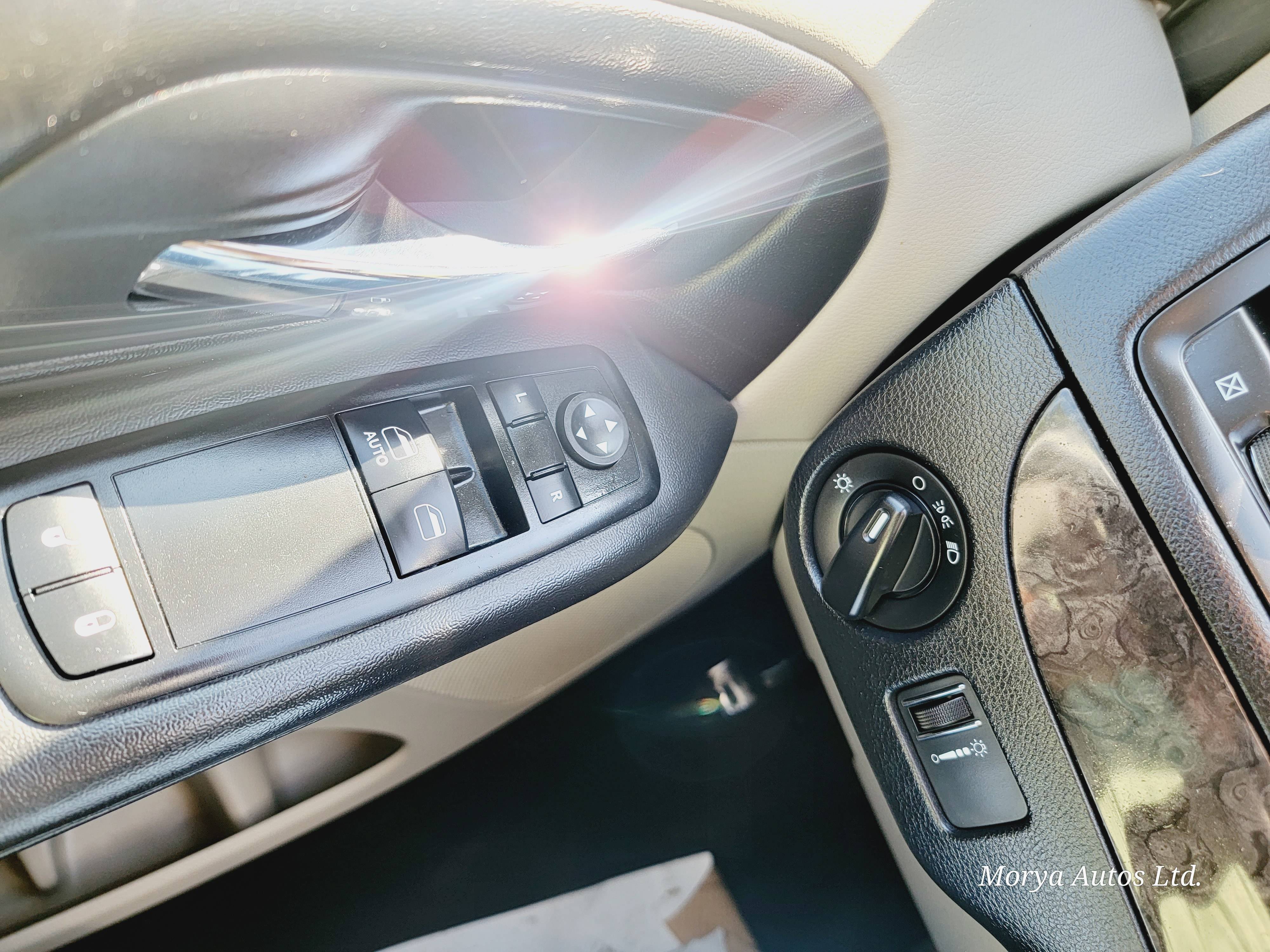 /moryaautosltd/2011-Dodge-GrandCaravan-24020412697122961.jpg