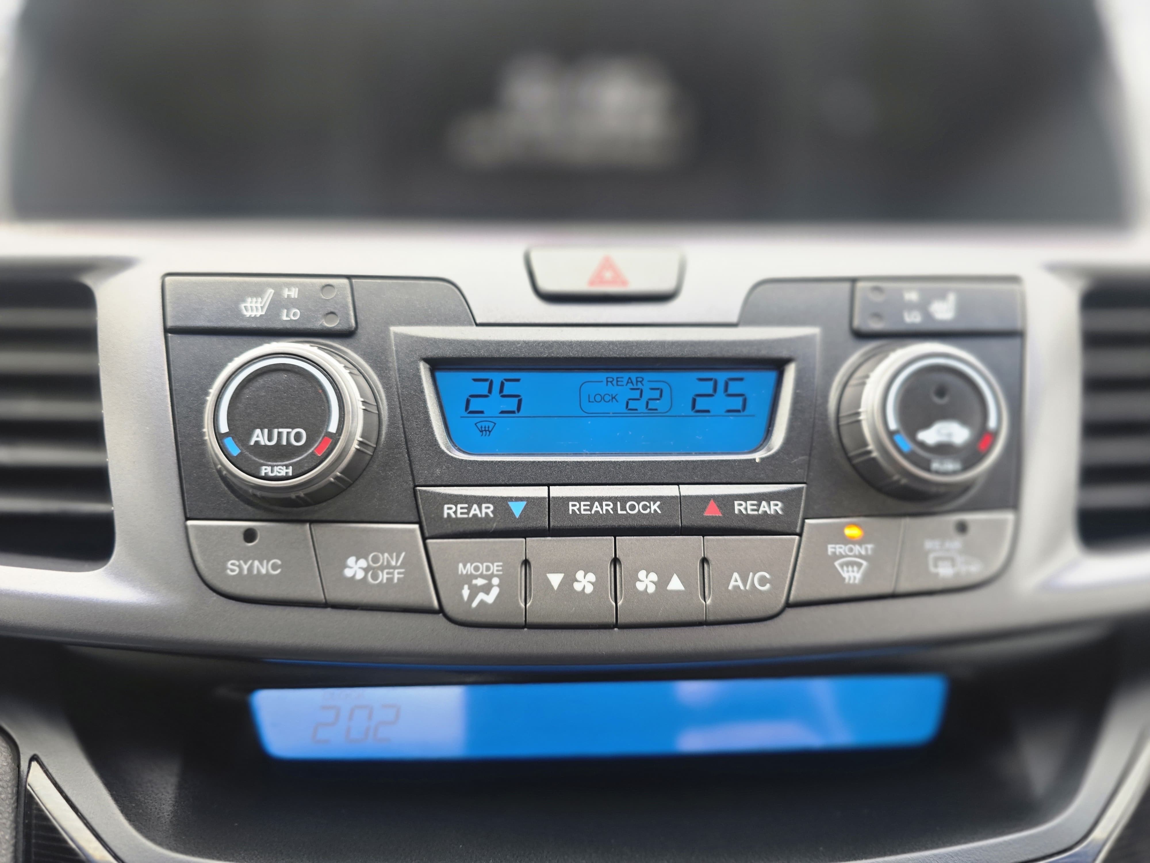 /moryaautosltd/2011-Honda-Odyssey-02364023512482394.jpg