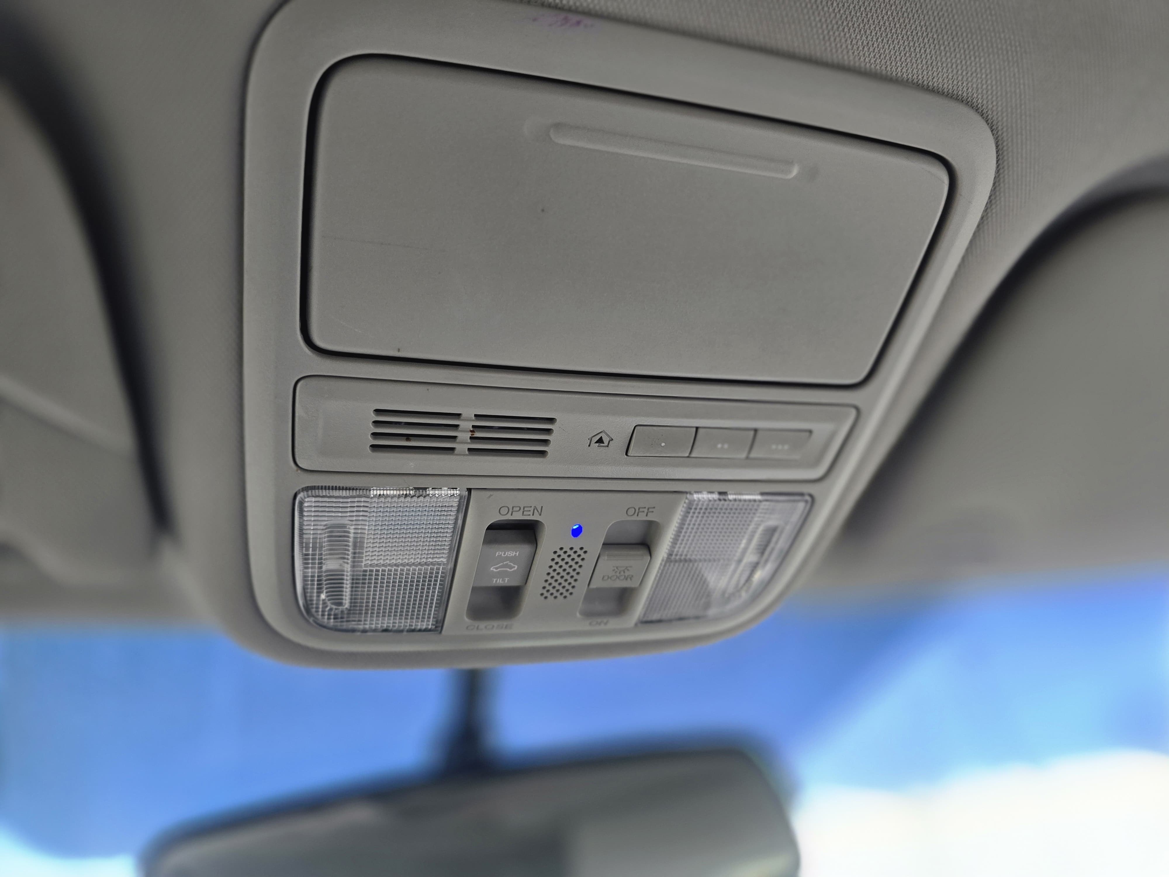/moryaautosltd/2011-Honda-Odyssey-1316821024499888.jpg