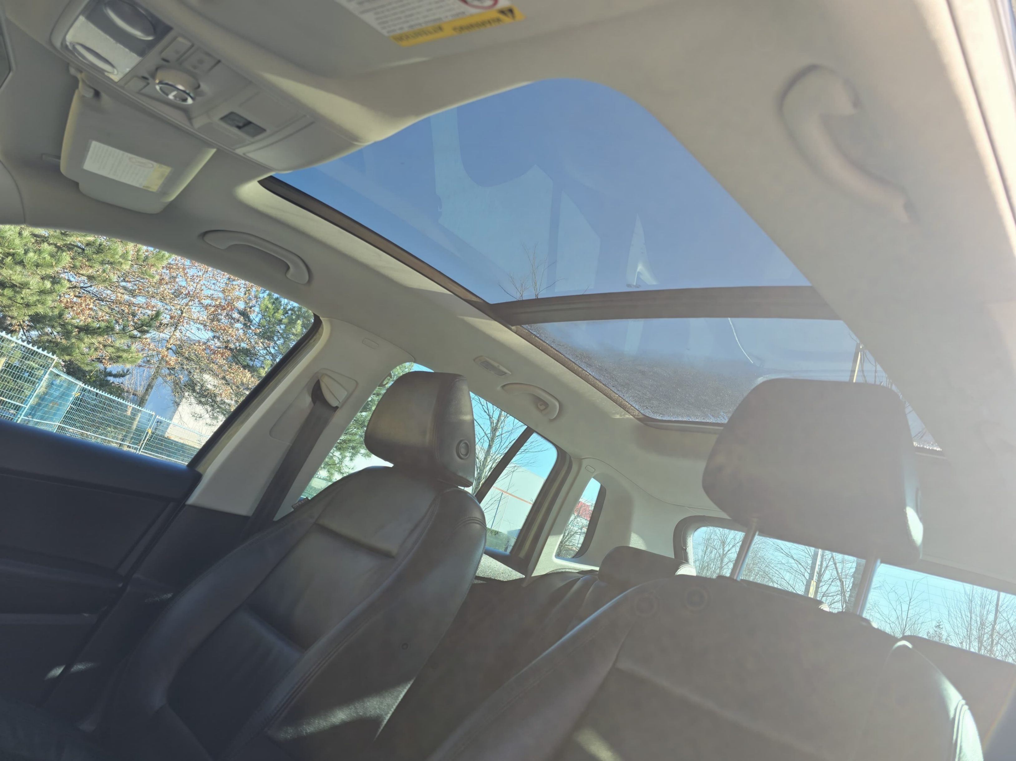 /moryaautosltd/2011-Volkswagen-Tiguan-7724292982224898.jpg