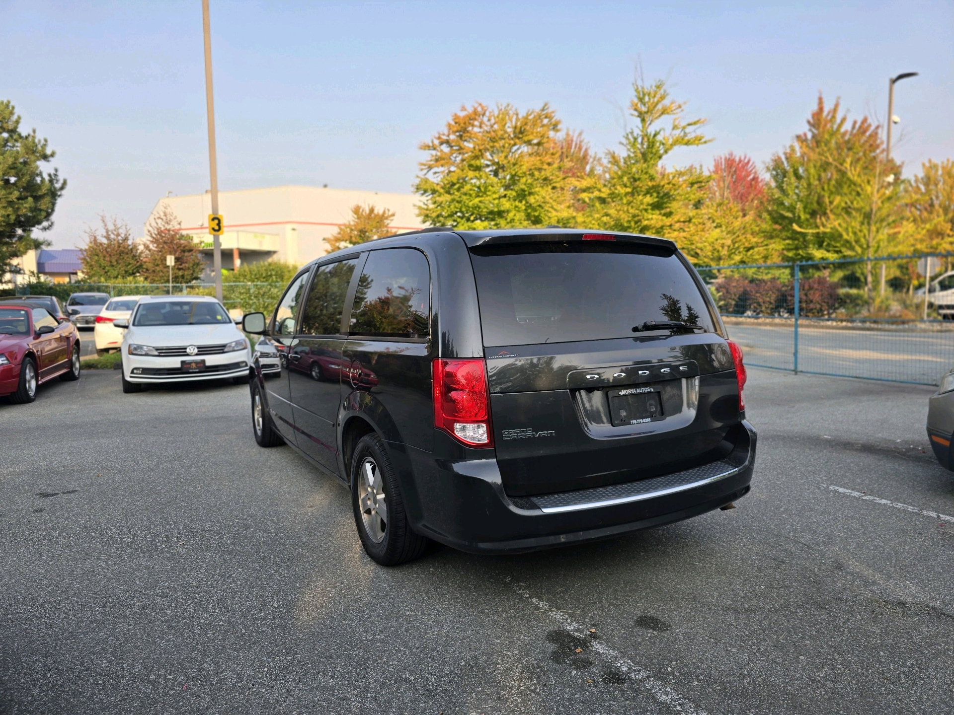 /moryaautosltd/2012-Dodge-GrandCaravan-010632339709043537.jpg