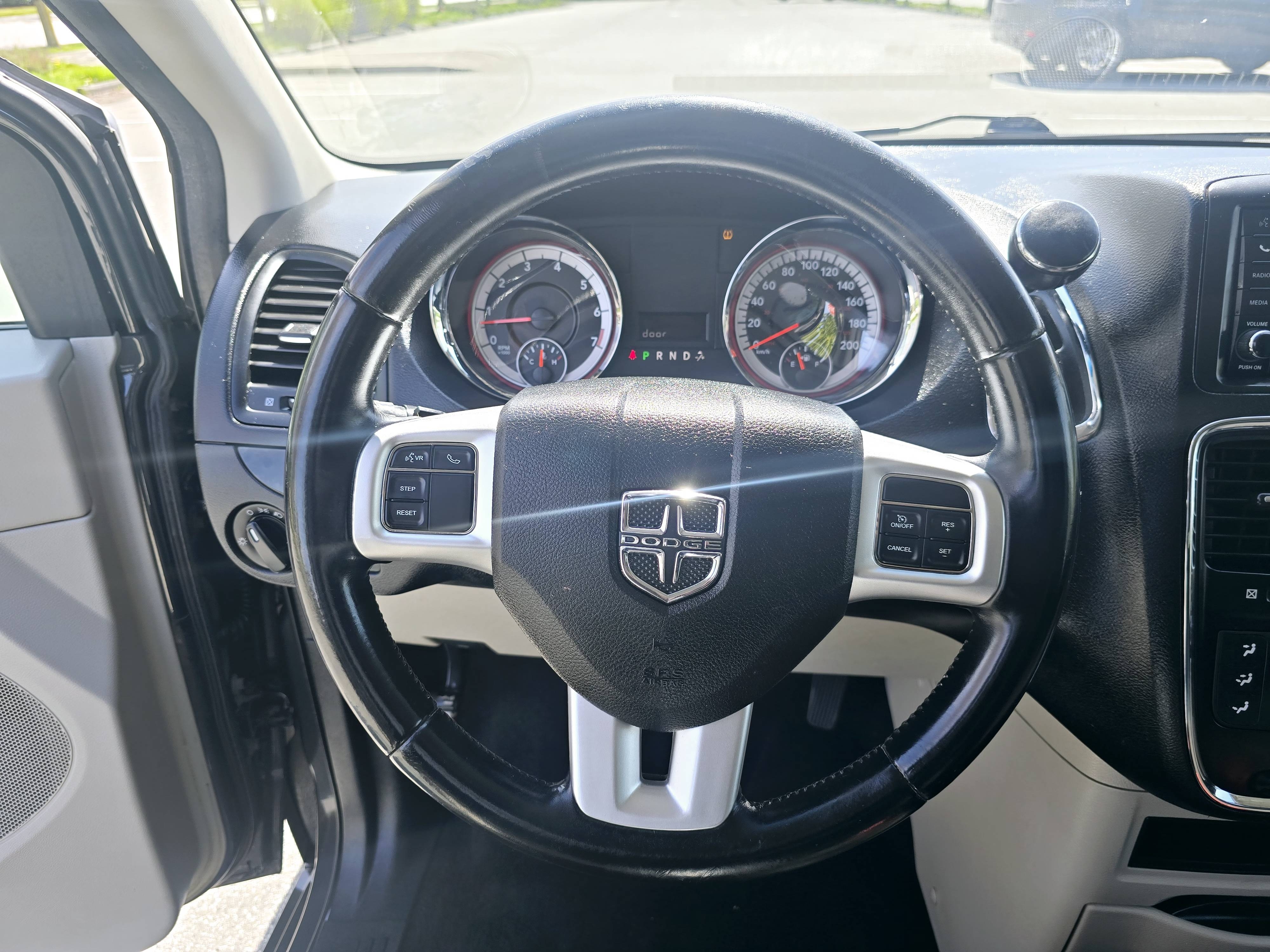 /moryaautosltd/2012-Dodge-GrandCaravan-8403644749442265.jpg