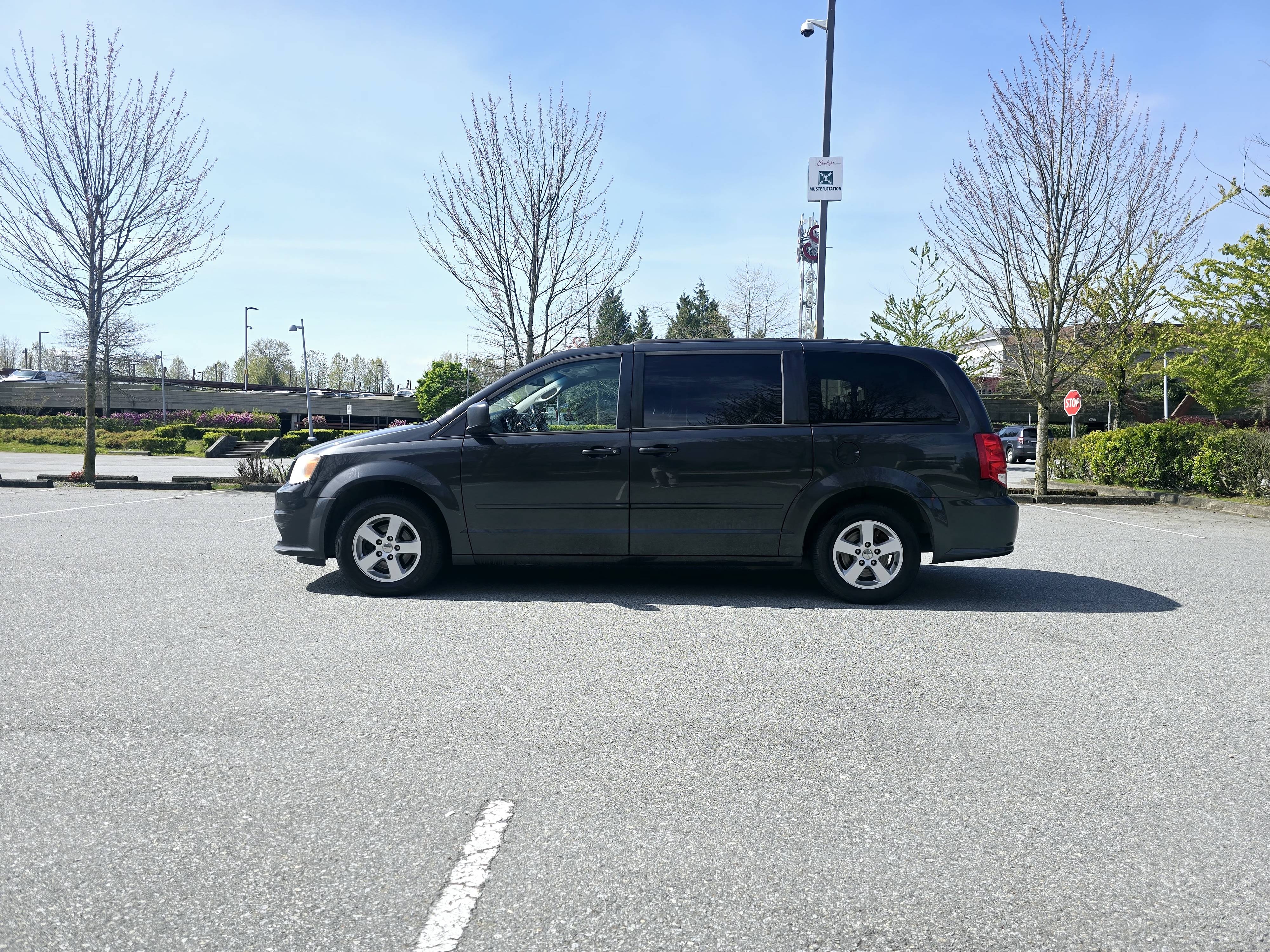 /moryaautosltd/2012-Dodge-GrandCaravan-9492824507112849.jpg