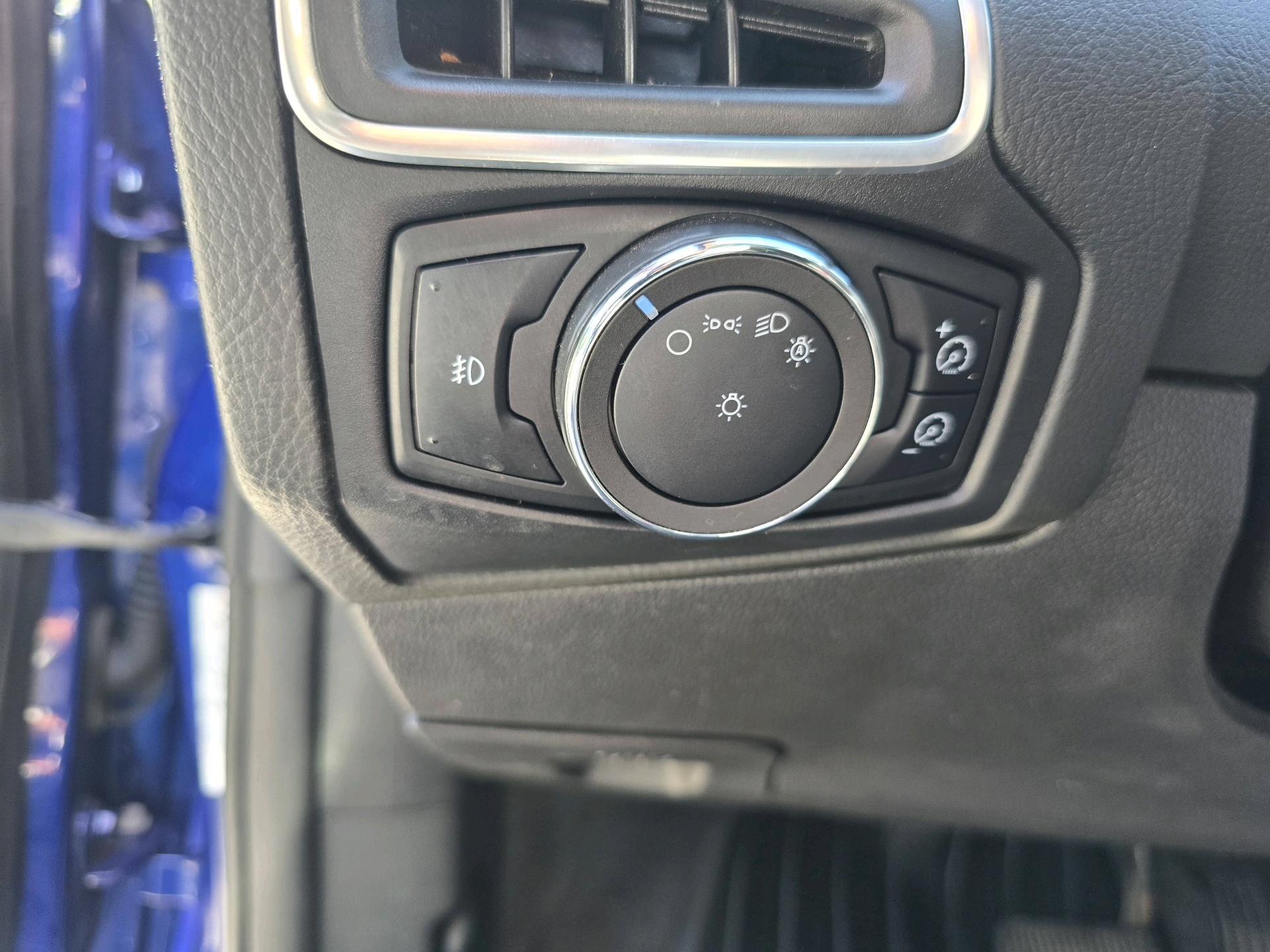 /moryaautosltd/2012-Ford-Focus-36733358396517324.jpg