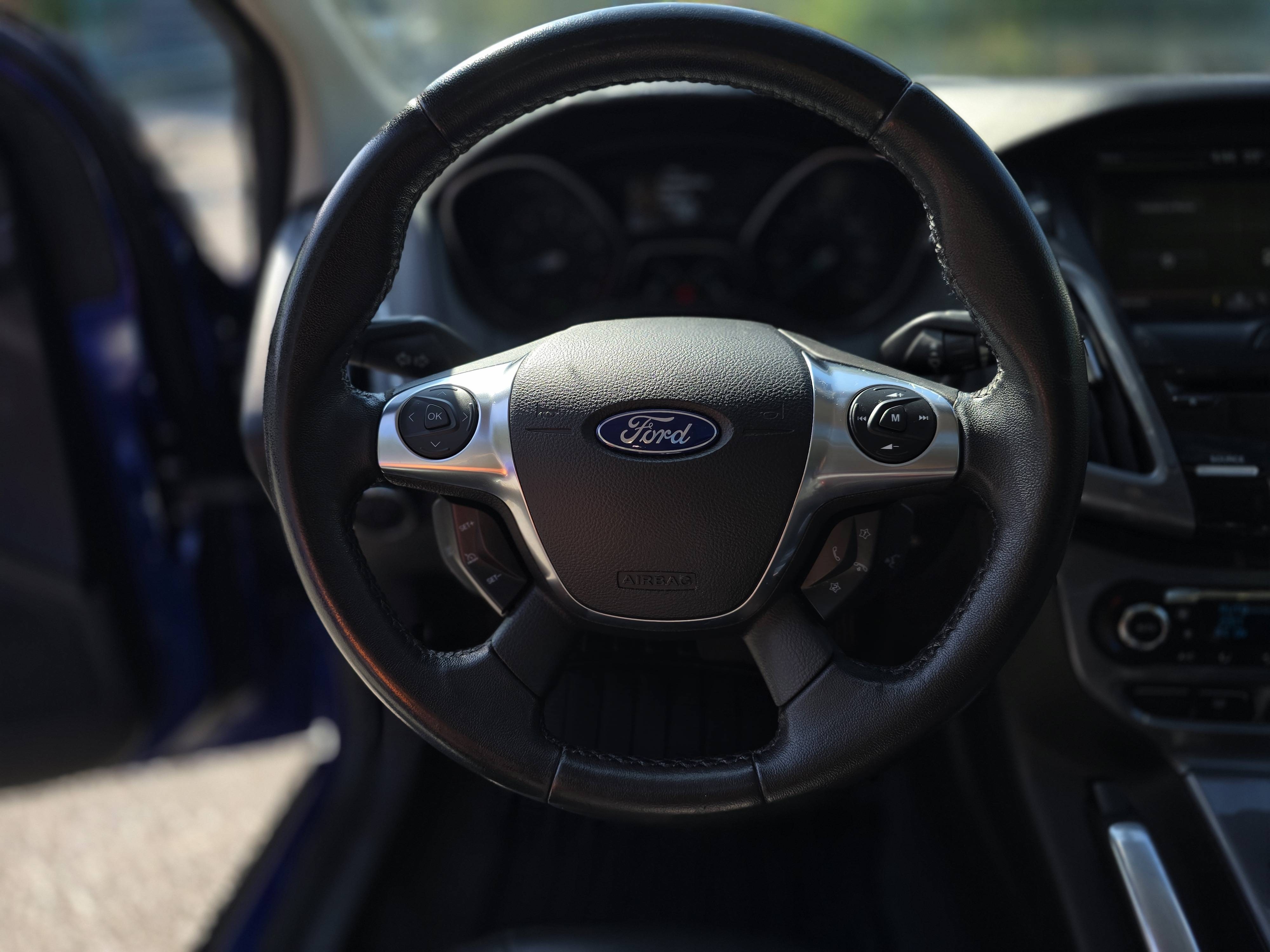 /moryaautosltd/2012-Ford-Focus-8788534326937656.jpg