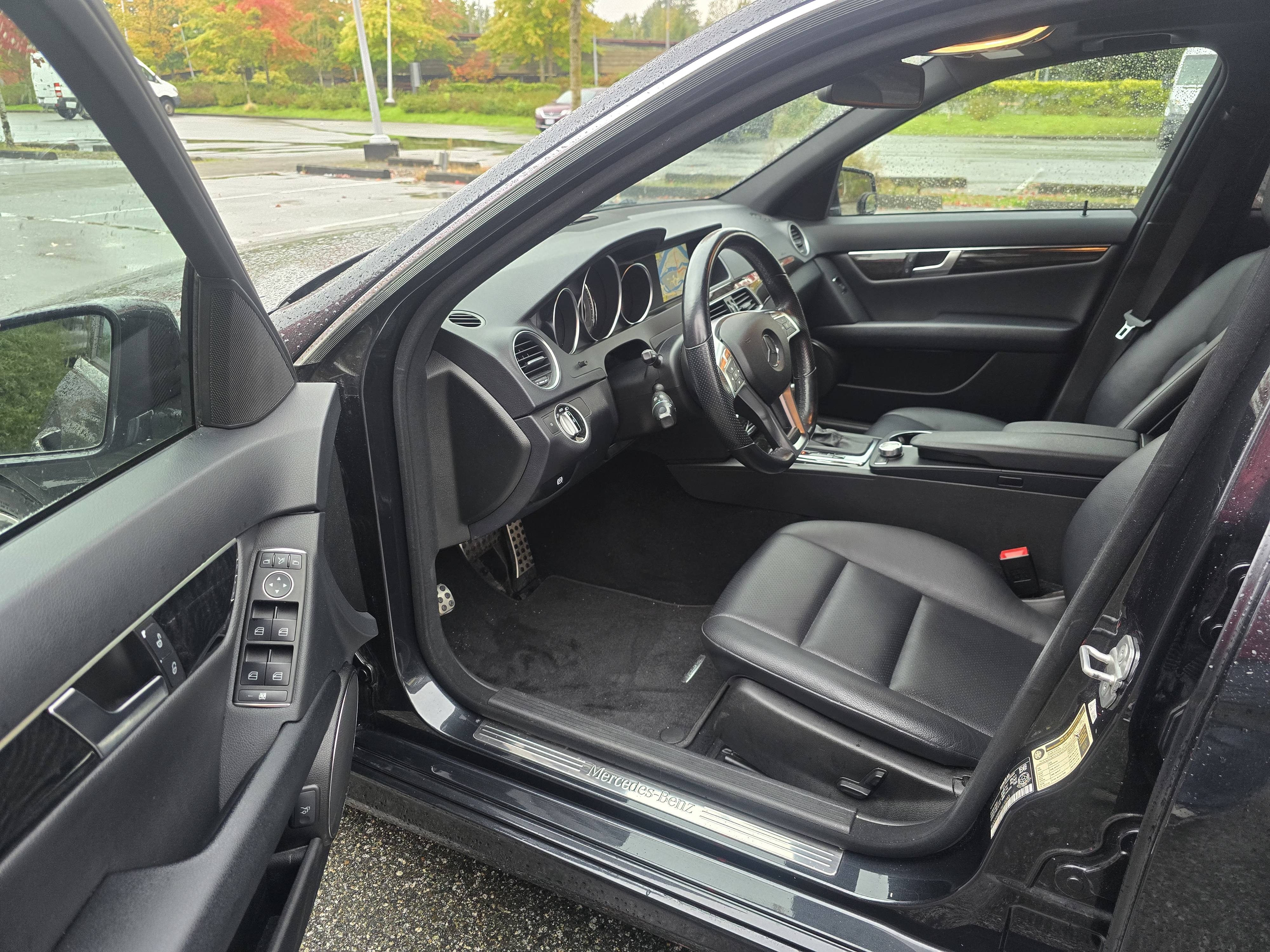 /moryaautosltd/2012-Mercedes-Benz-C-Class-4810192555466546.jpg