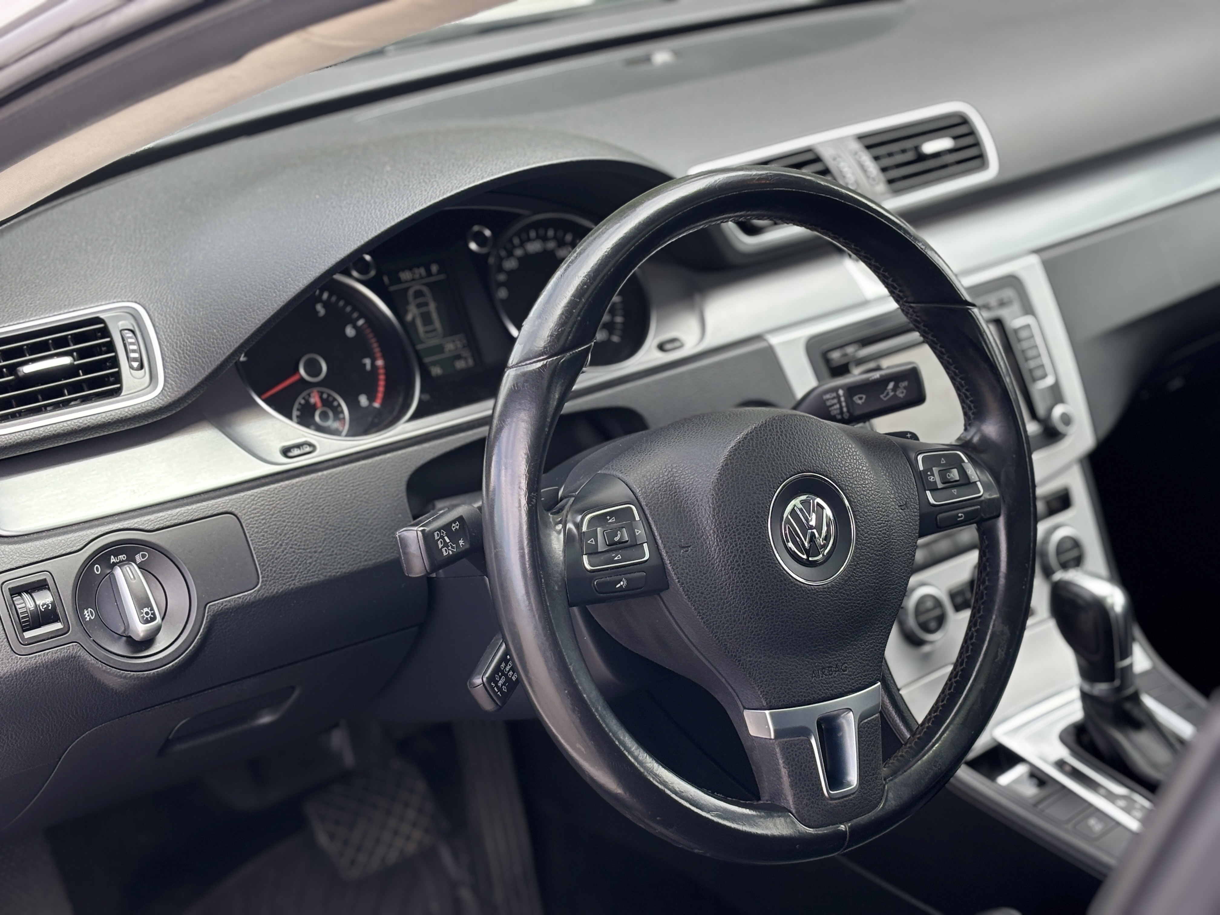 /moryaautosltd/2013-Volkswagen-CC-7424666308237278.jpg